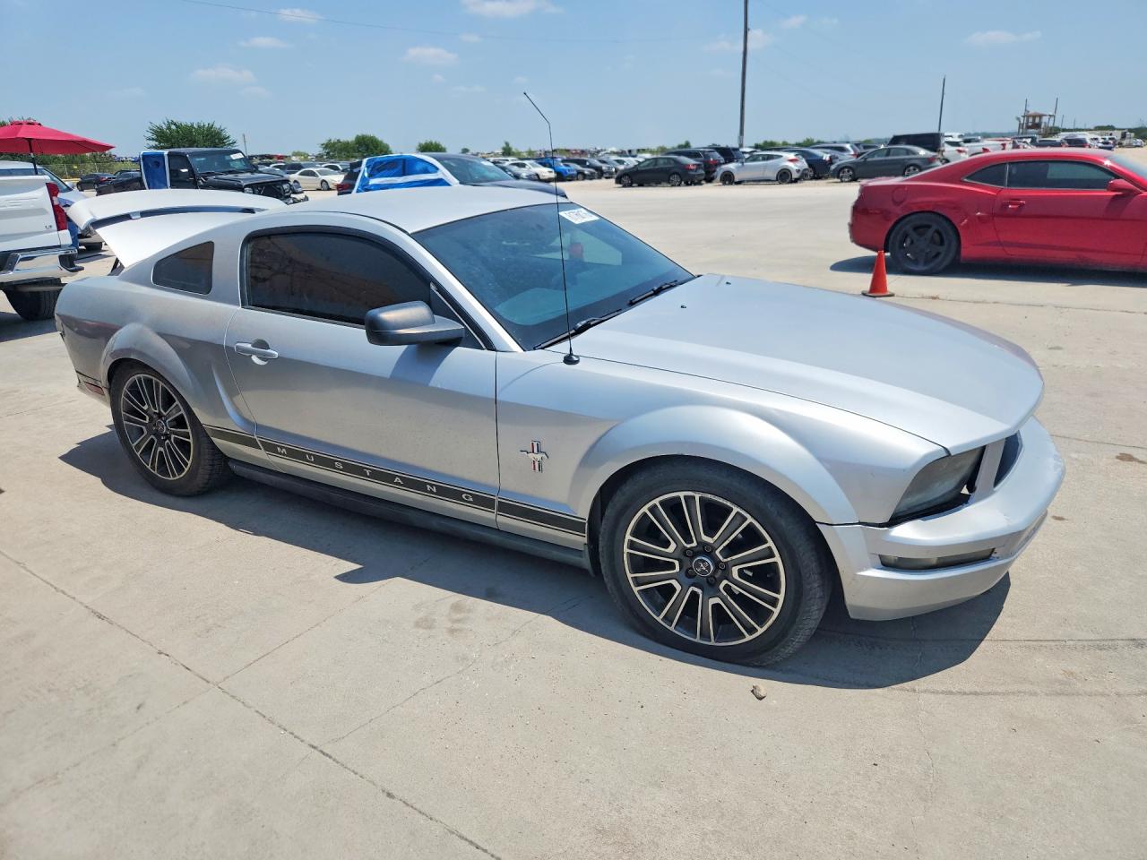 2006 Ford Mustang Silver vin: 1ZVFT80N765136386