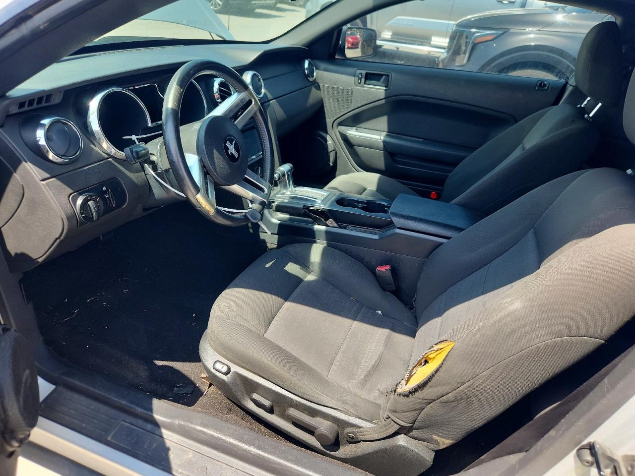 2006 Ford Mustang Silver vin: 1ZVFT80N765136386