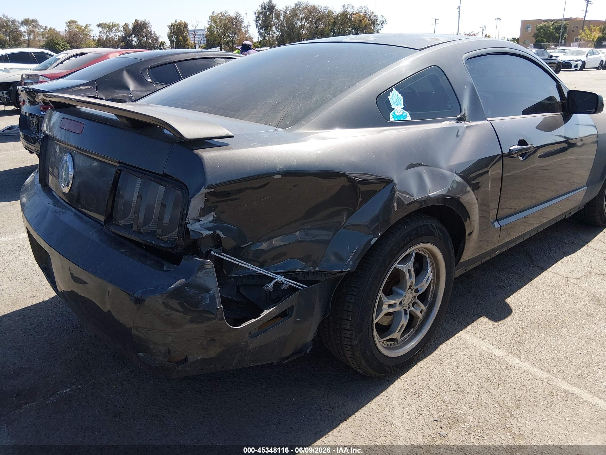 2007 Ford Mustang V6 Deluxe/v6 Premium Gray vin: 1ZVFT80N775270445