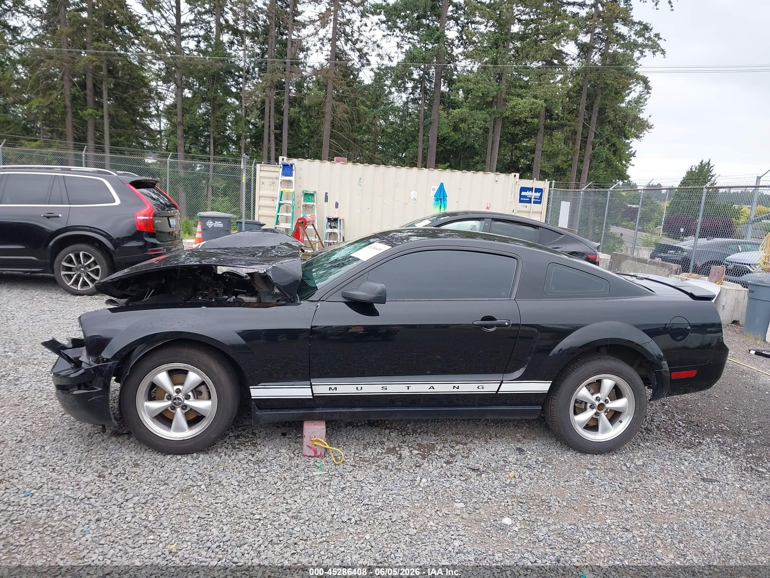 2007 Ford Mustang V6 Deluxe/v6 Premium Black vin: 1ZVFT80N775308627