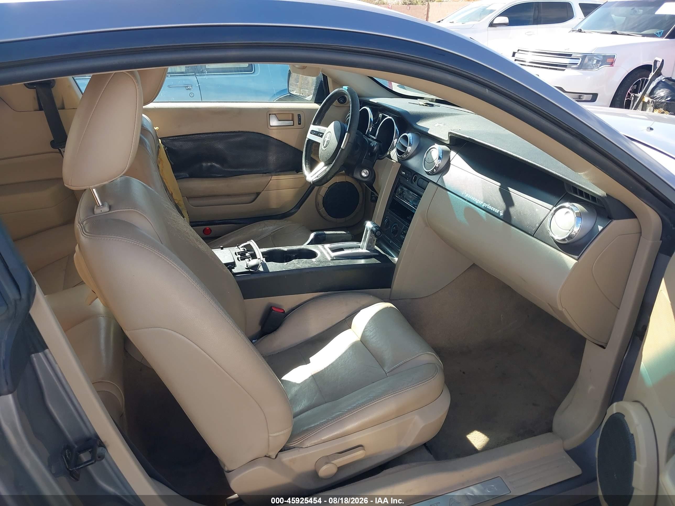 2007 Ford Mustang V6 Deluxe/v6 Premium Gray vin: 1ZVFT80N775367497