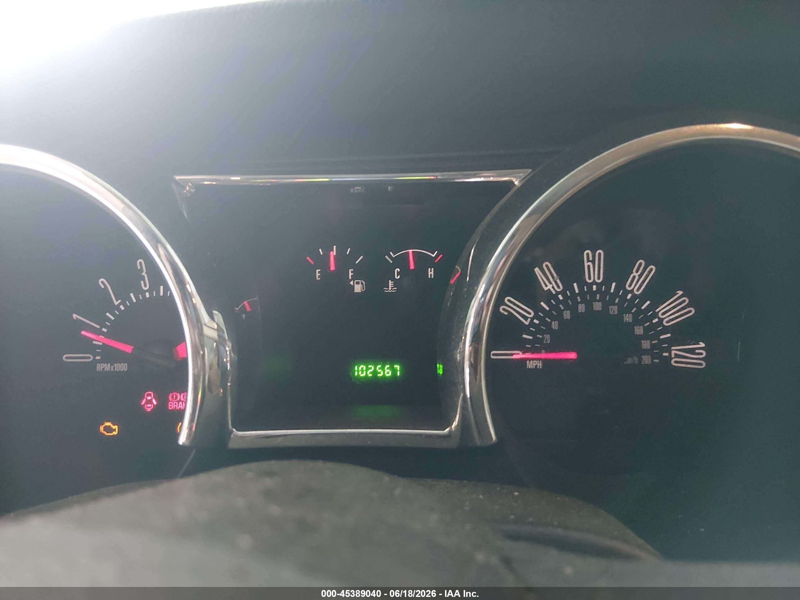 2007 Ford Mustang V6 Deluxe/v6 Premium White vin: 1ZVFT80N875198039
