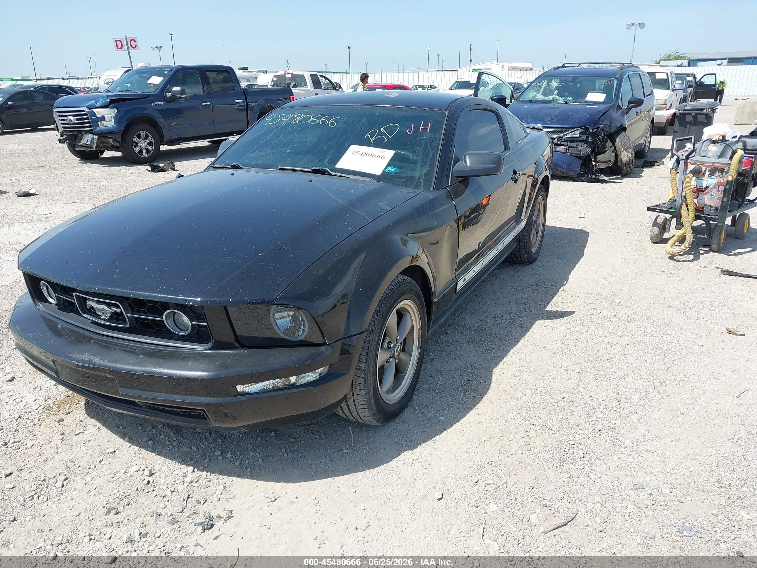 2007 Ford Mustang V6 Deluxe/v6 Premium Black vin: 1ZVFT80N875266811