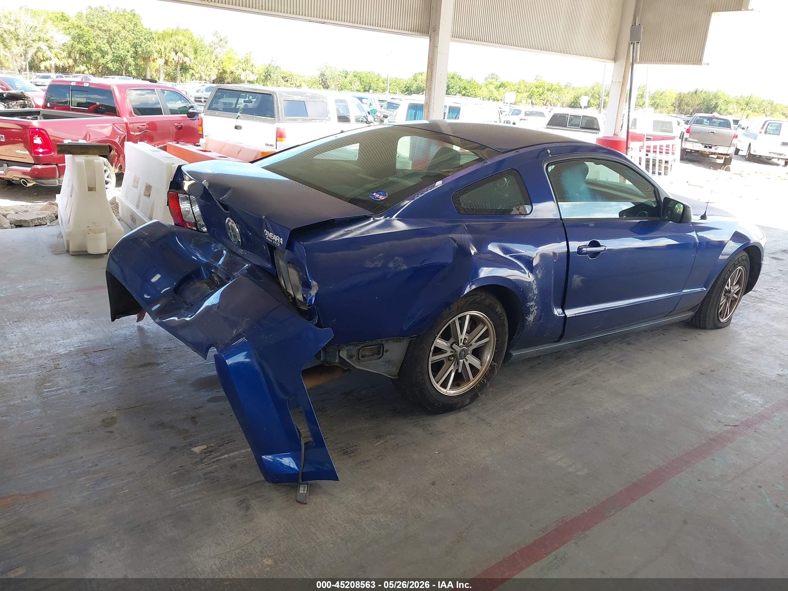 2005 Ford Mustang V6 Deluxe/v6 Premium Blue vin: 1ZVFT80N955154077
