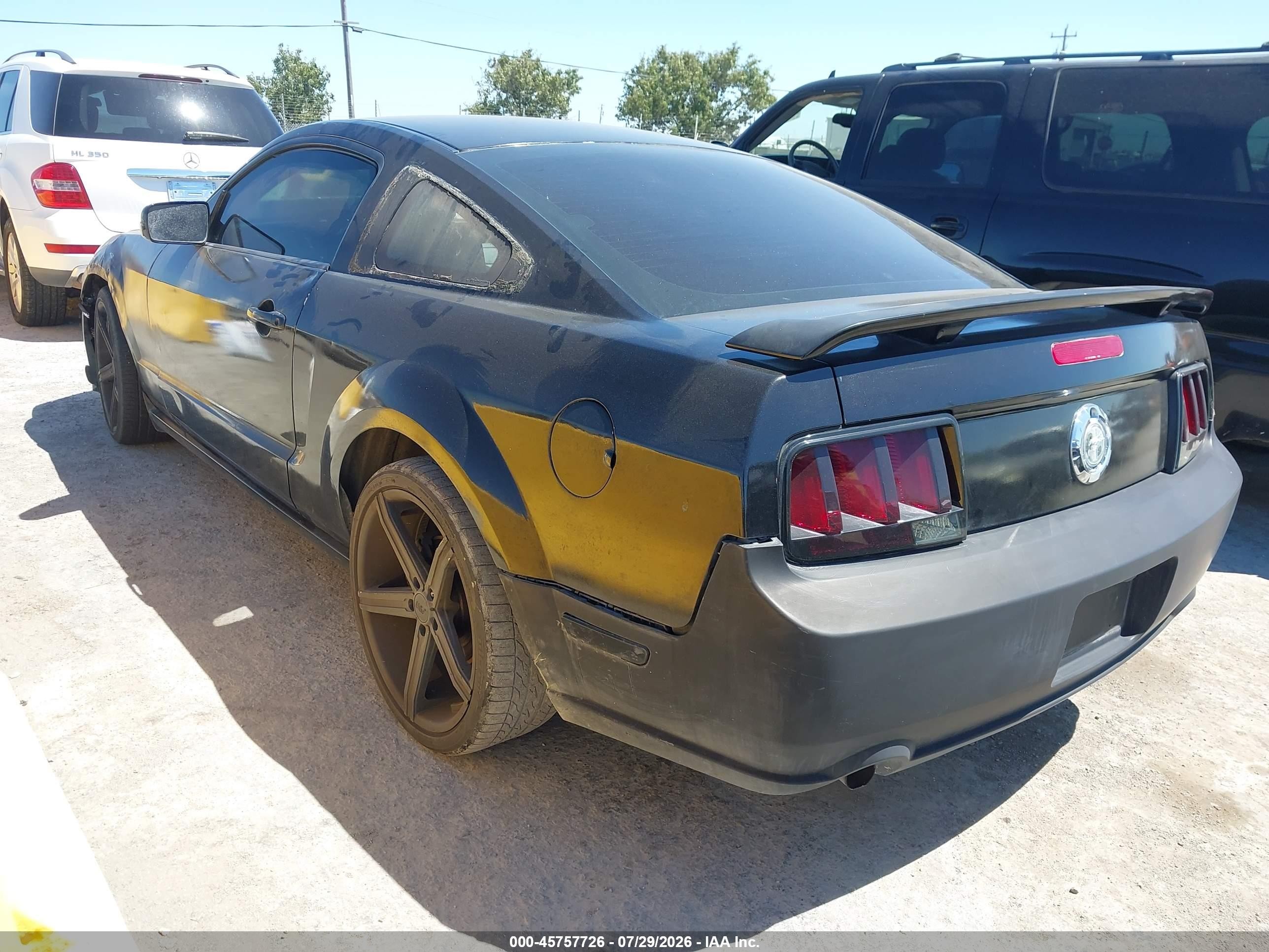 2005 Ford Mustang V6 Deluxe/v6 Premium Black vin: 1ZVFT80N955155049