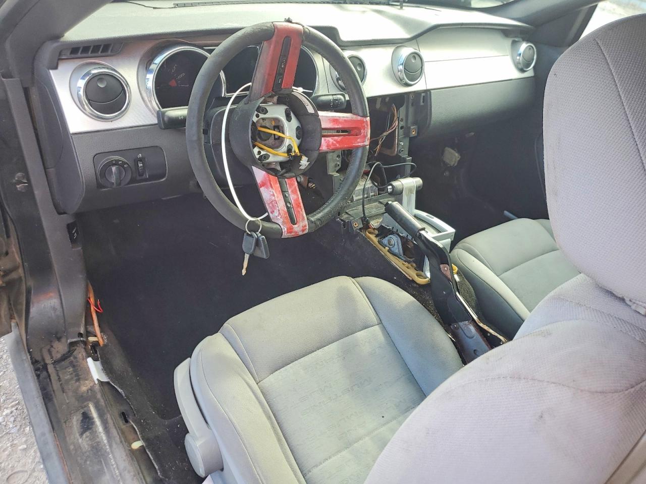 2006 Ford Mustang Черный vin: 1ZVFT80N965101459