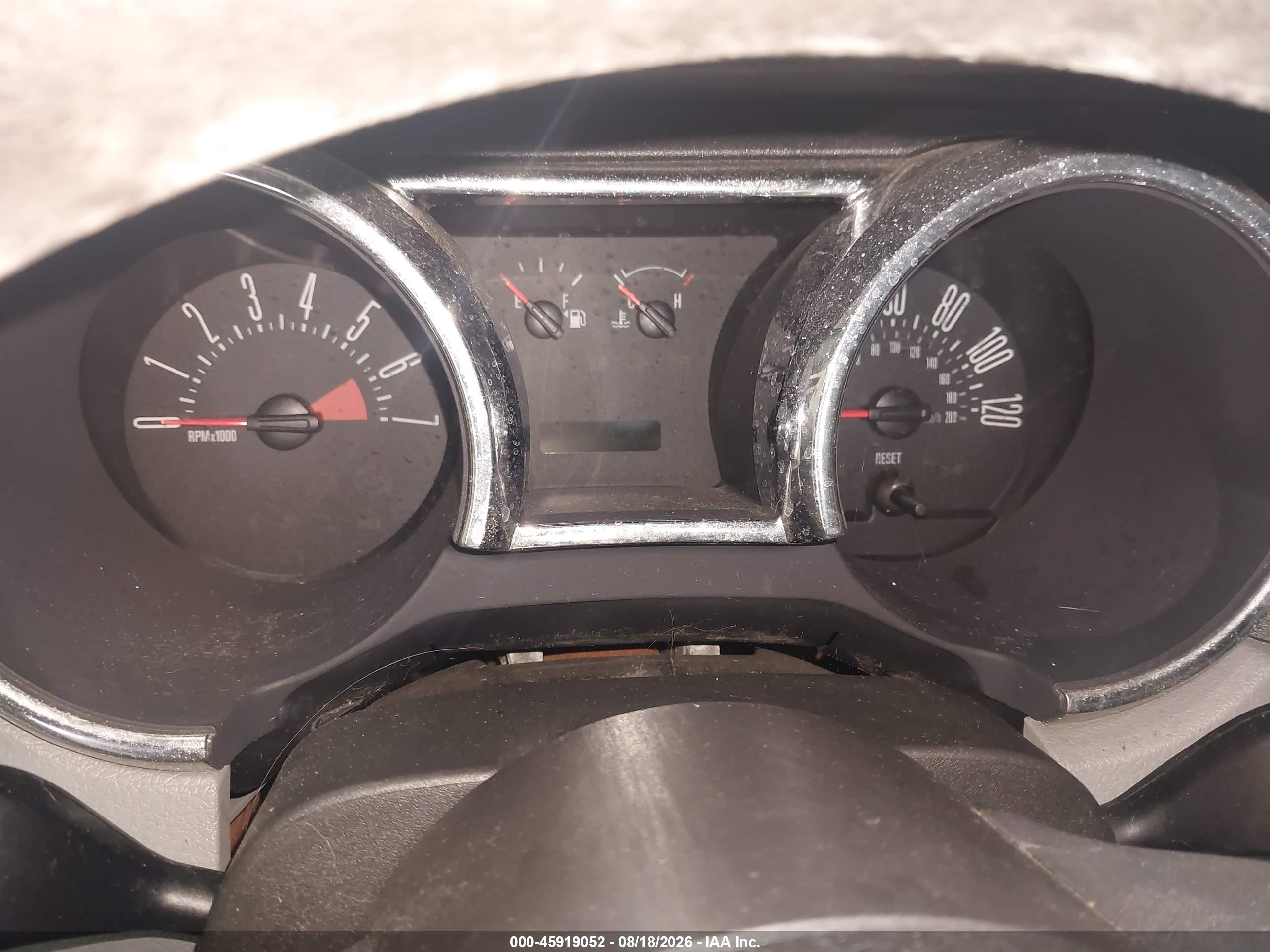 2006 Ford Mustang V6 Красный vin: 1ZVFT80N965105611
