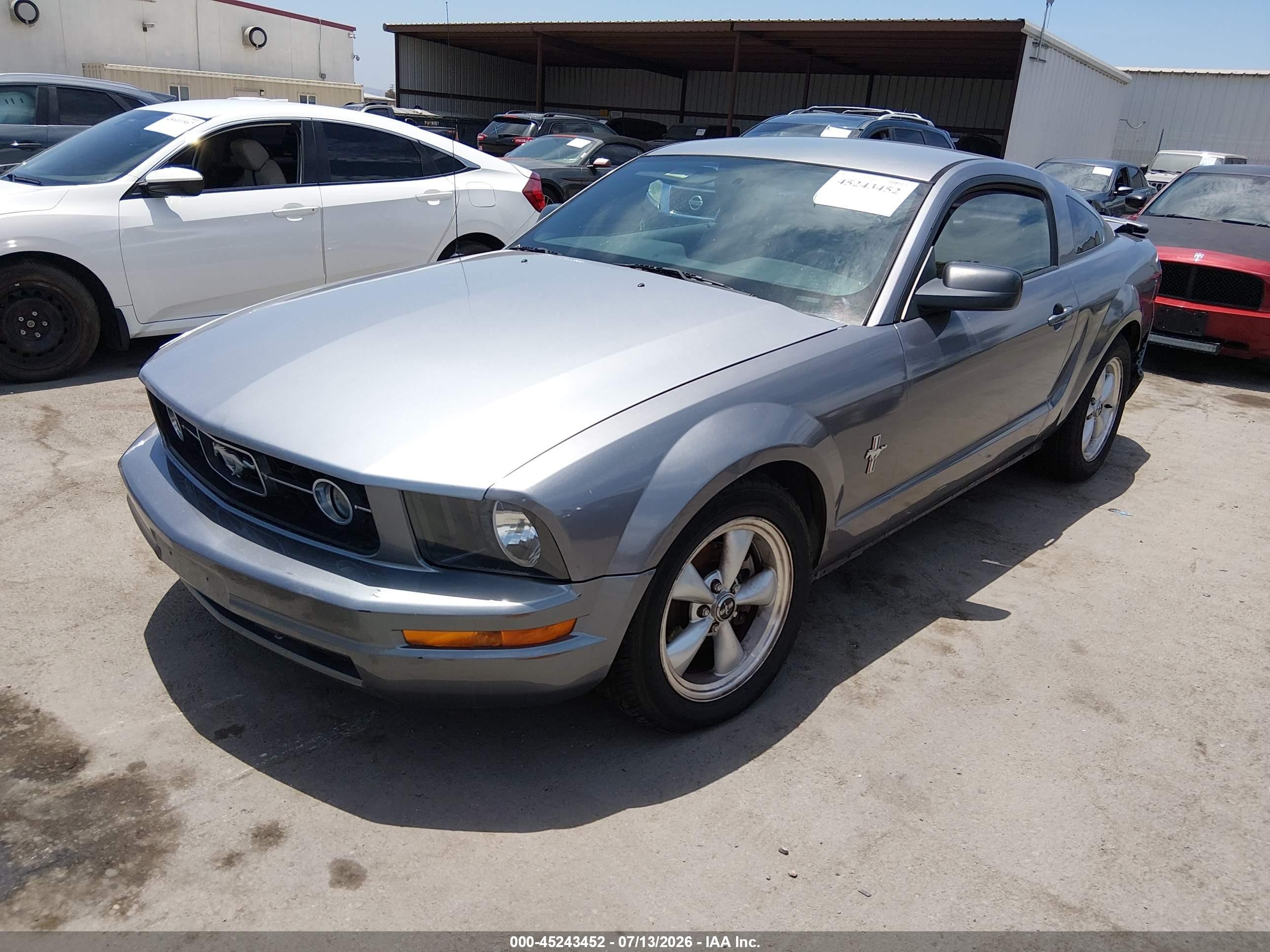2007 Ford Mustang V6 Deluxe/v6 Premium Gray vin: 1ZVFT80N975218153