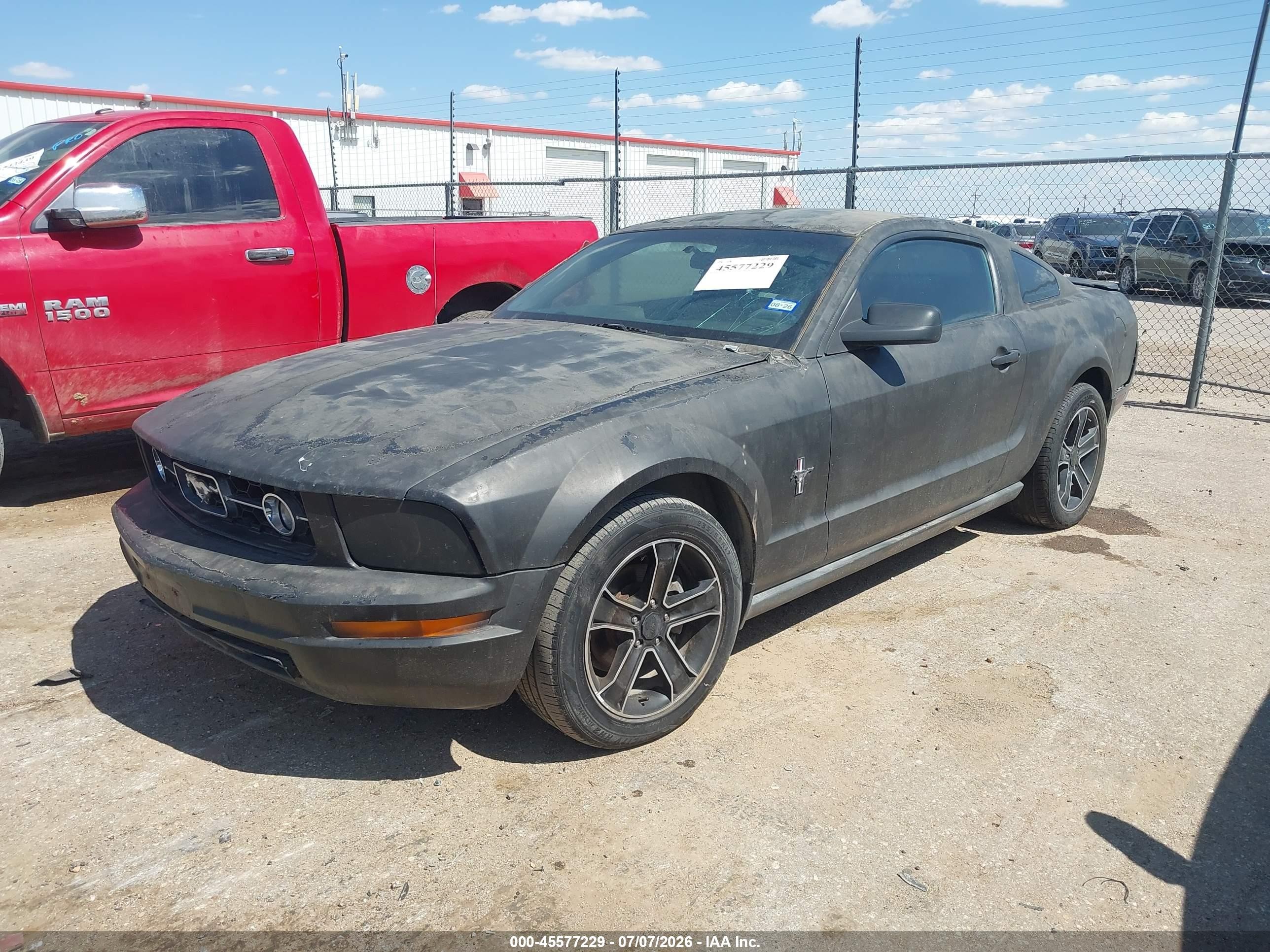 2007 Ford Mustang V6 Deluxe/v6 Premium Black vin: 1ZVFT80N975288610