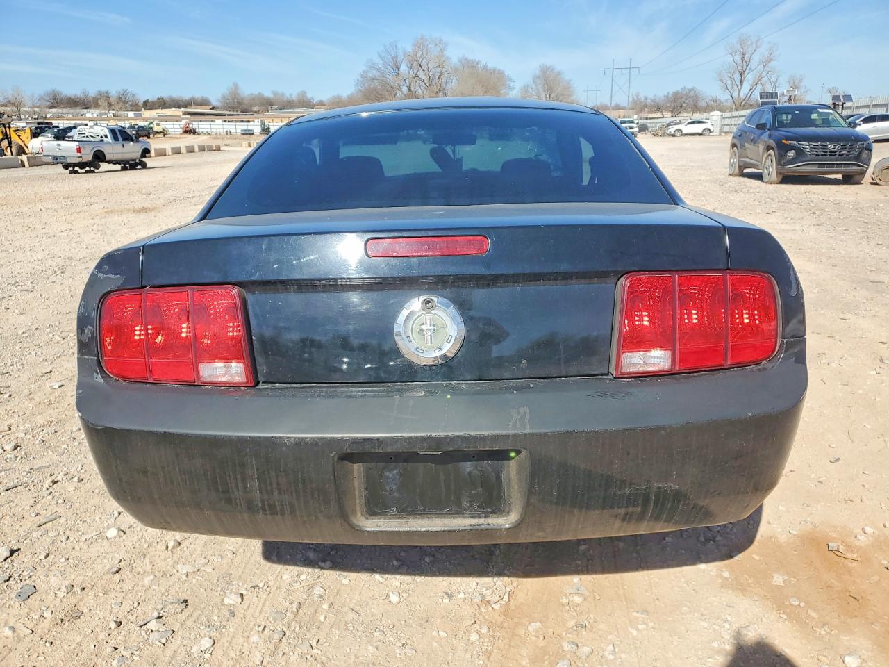 2007 Ford Mustang Black vin: 1ZVFT80N975339457