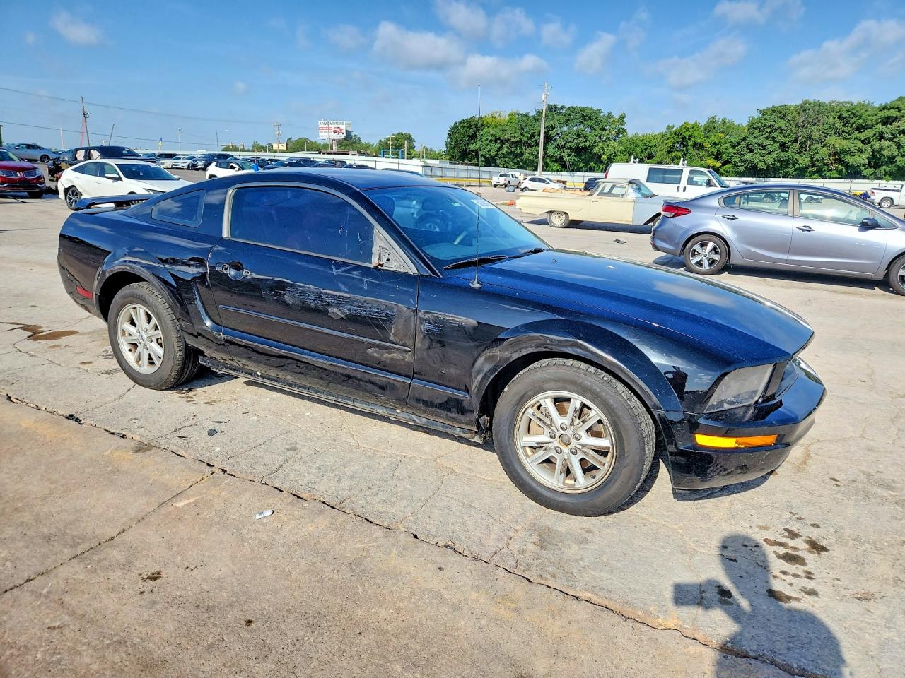 2005 Ford Mustang Черный vin: 1ZVFT80NX55154573