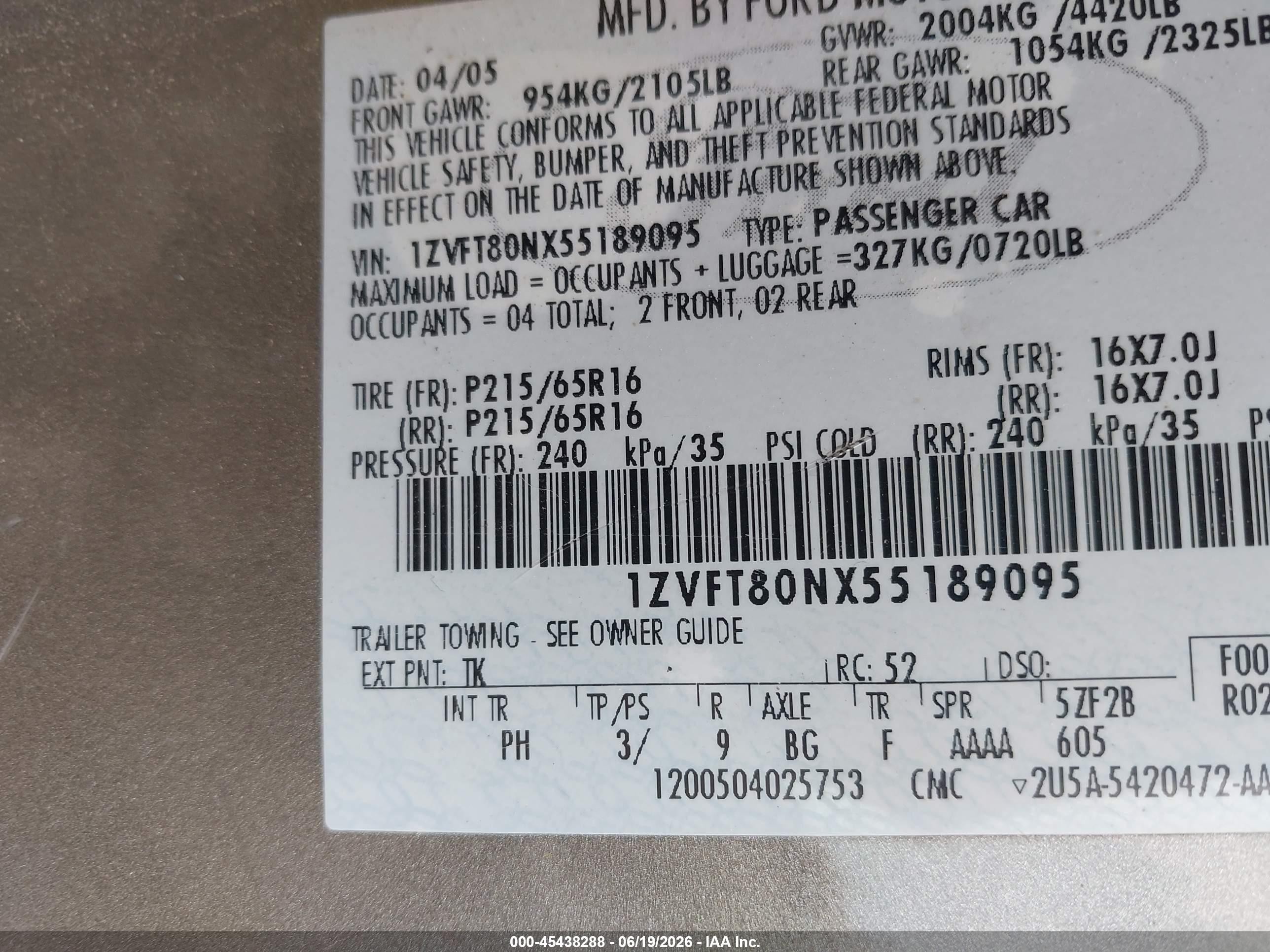 2005 Ford Mustang V6 Deluxe/v6 Premium Золотой vin: 1ZVFT80NX55189095