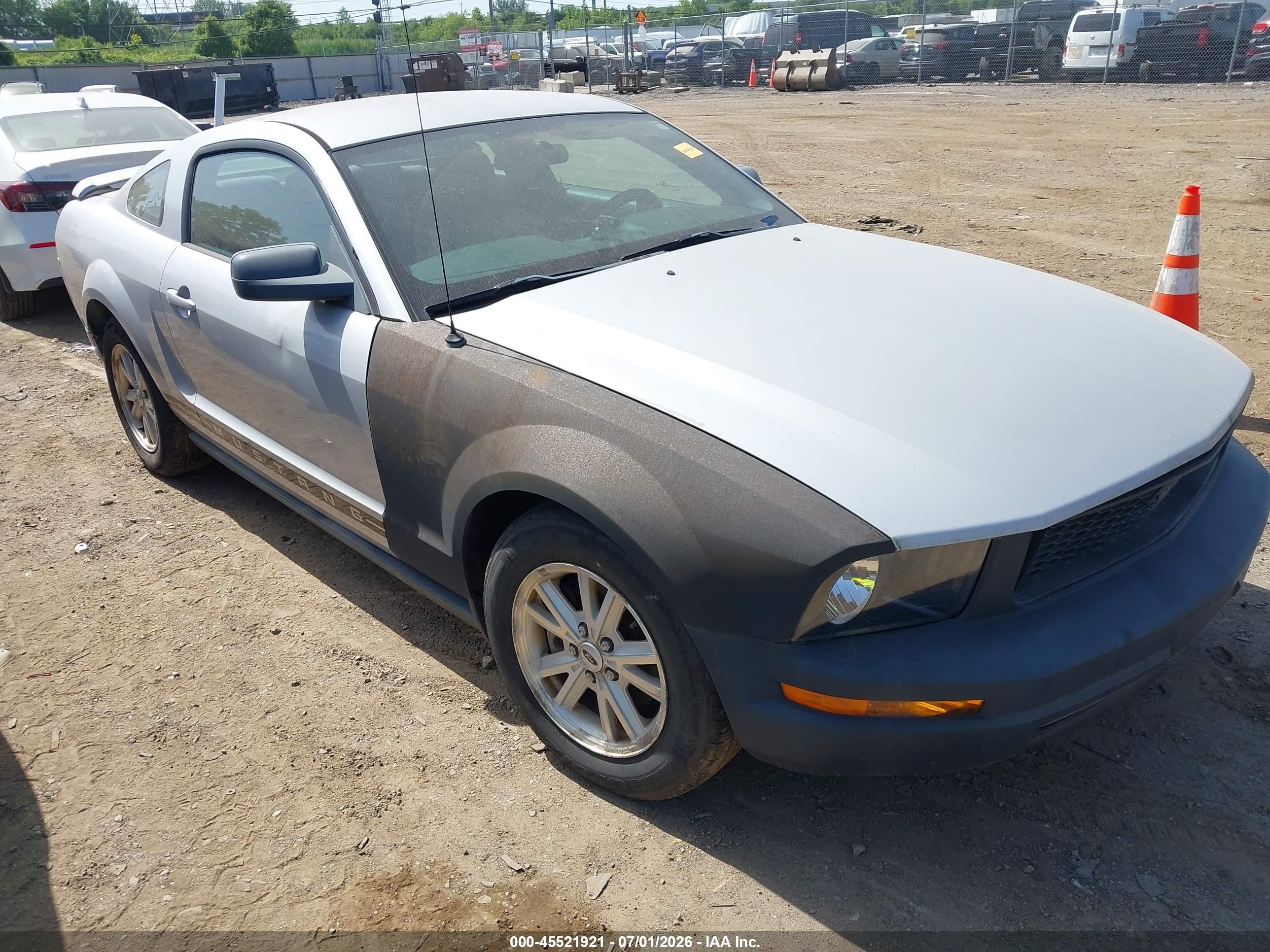 2006 Ford Mustang V6 Silver vin: 1ZVFT80NX65200596