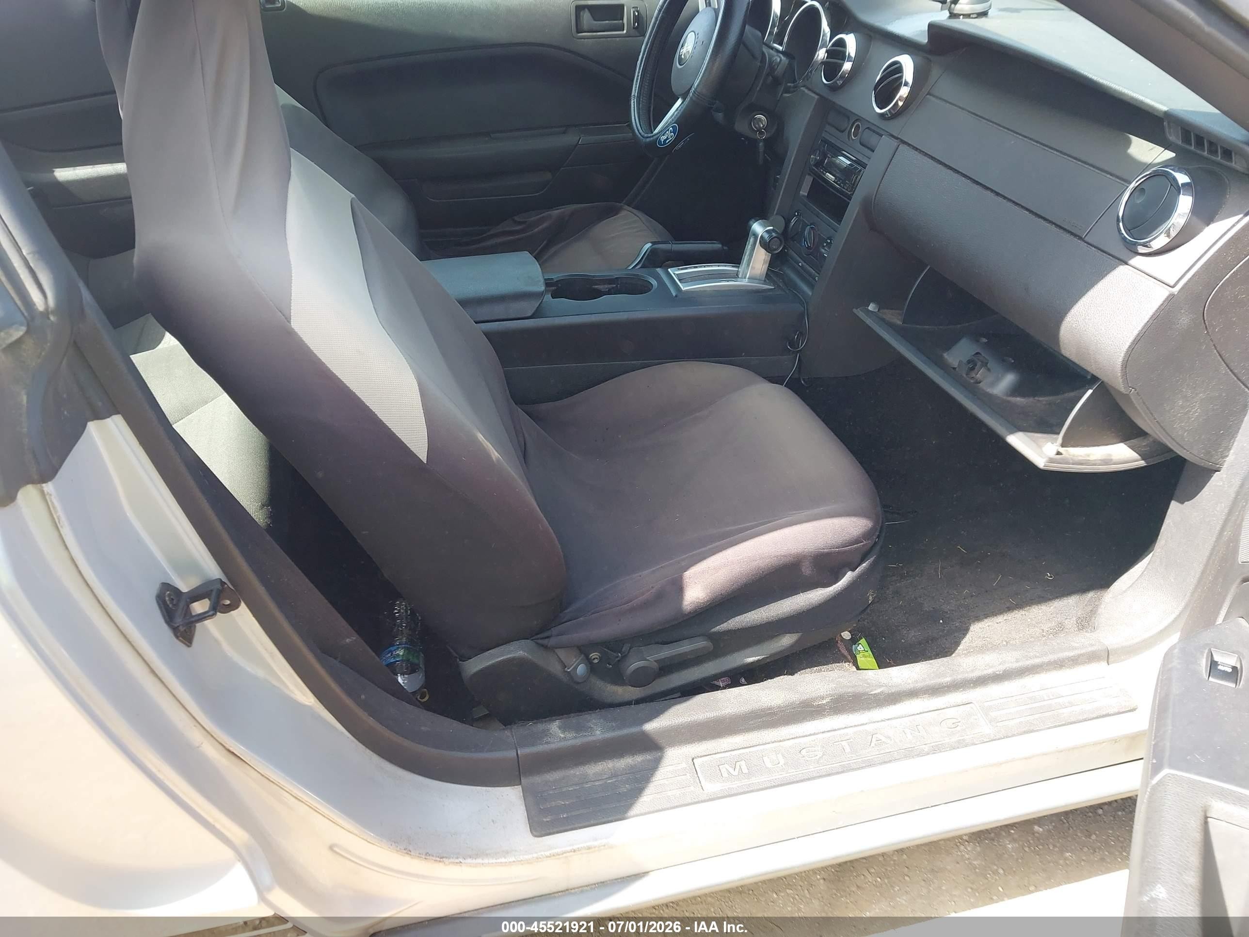 2006 Ford Mustang V6 Silver vin: 1ZVFT80NX65200596