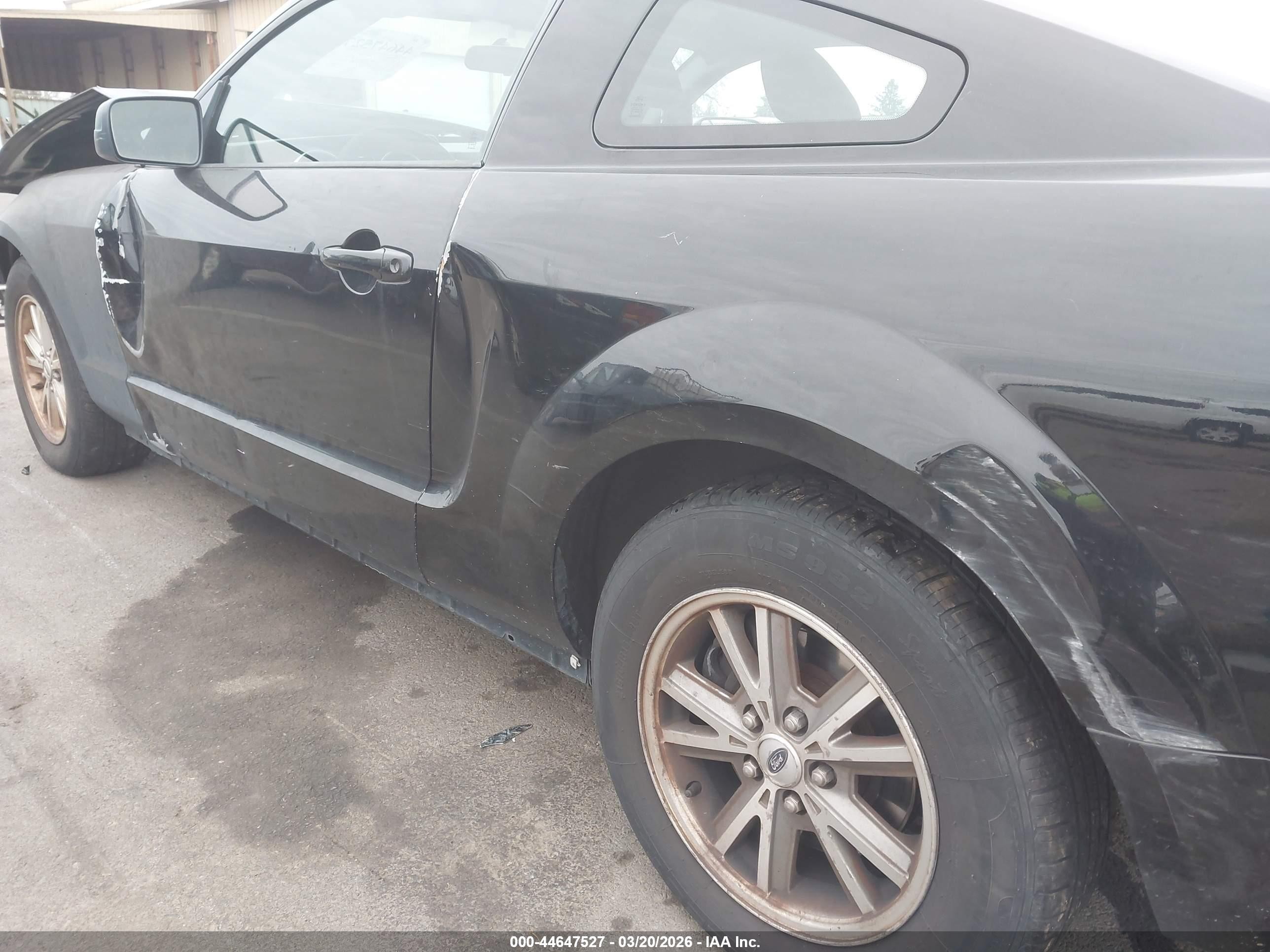 2006 Ford Mustang V6 Black vin: 1ZVFT80NX65263486