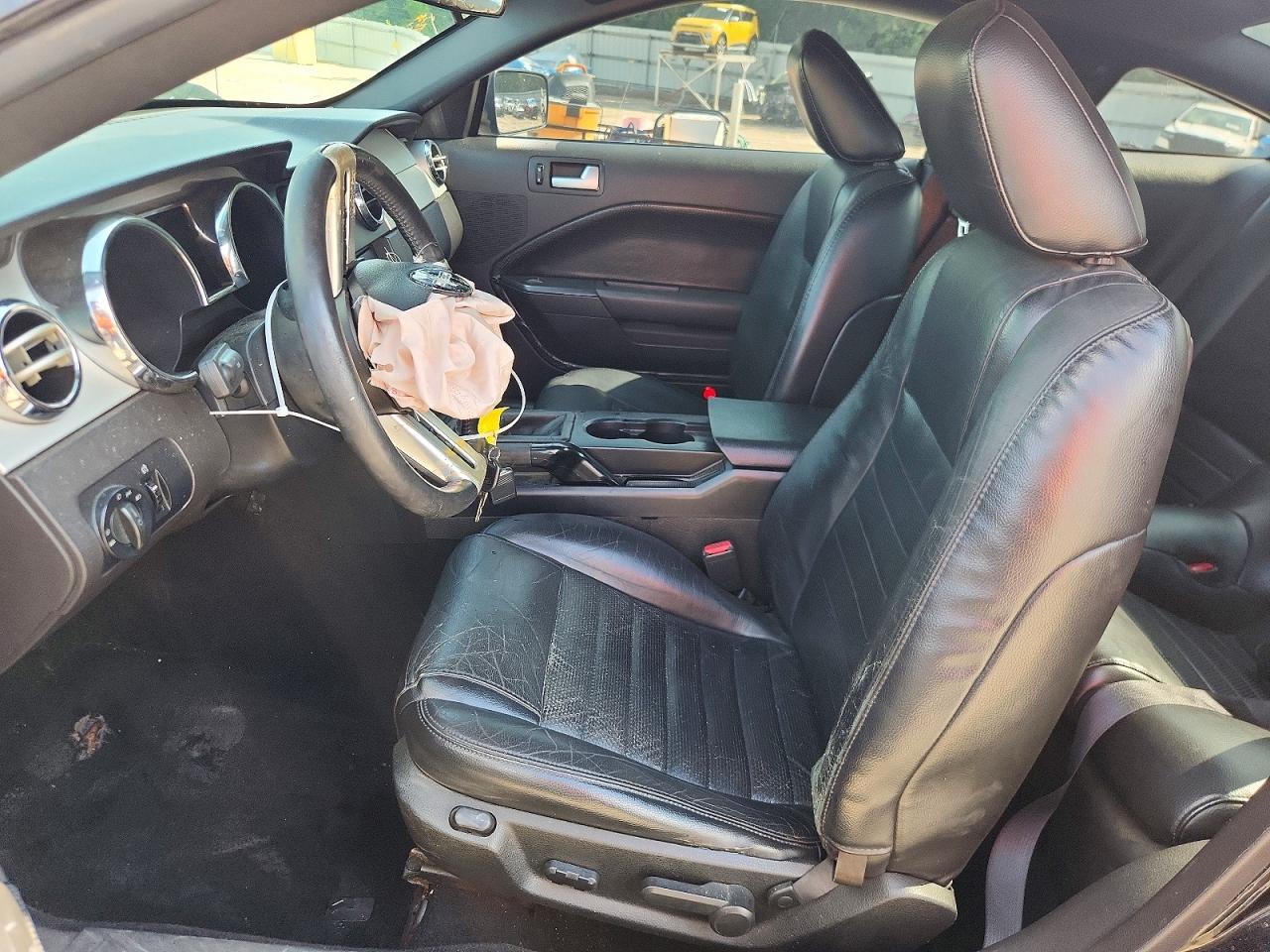 2006 Ford Mustang Gt Черный vin: 1ZVFT82H065222405