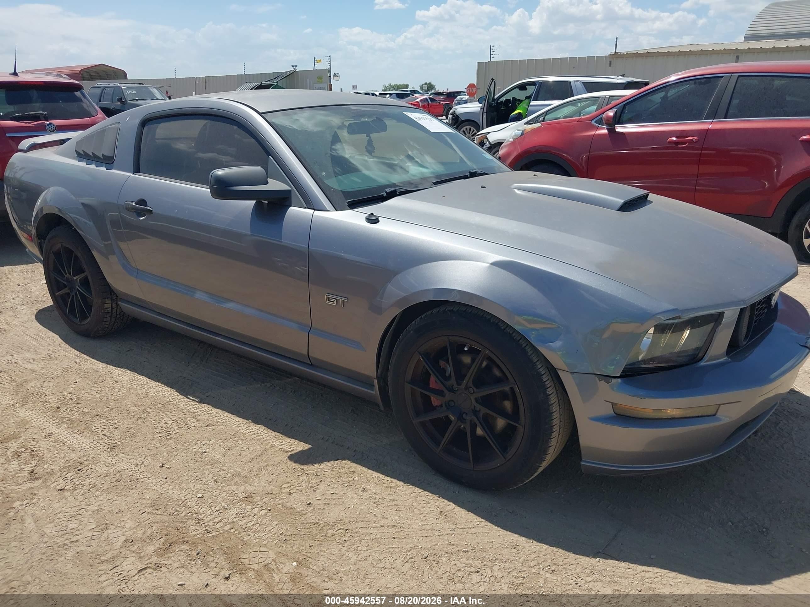2007 Ford Mustang Gt Deluxe/gt Premium Серый vin: 1ZVFT82H075242672