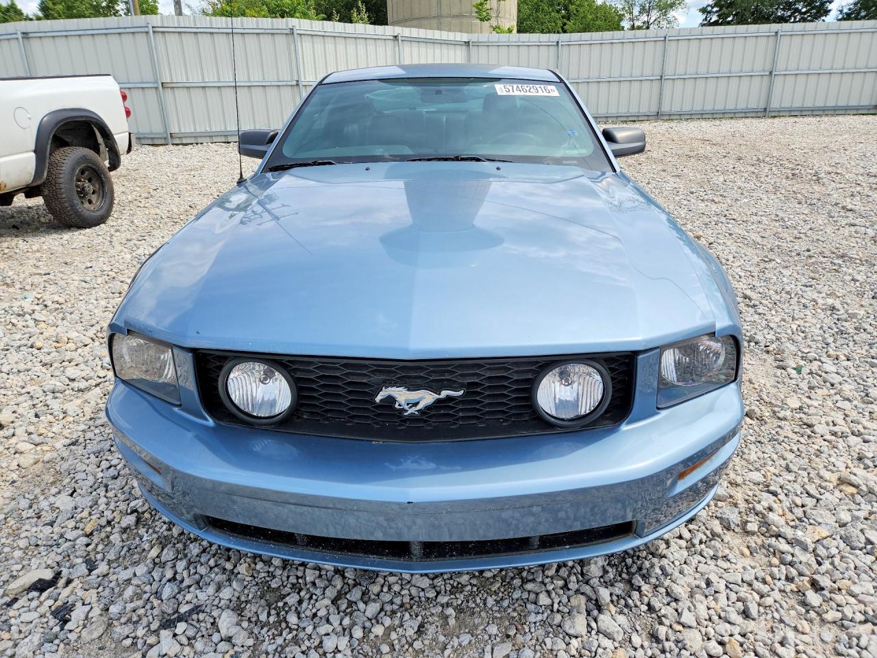 2005 Ford Mustang Gt Blue vin: 1ZVFT82H155103714