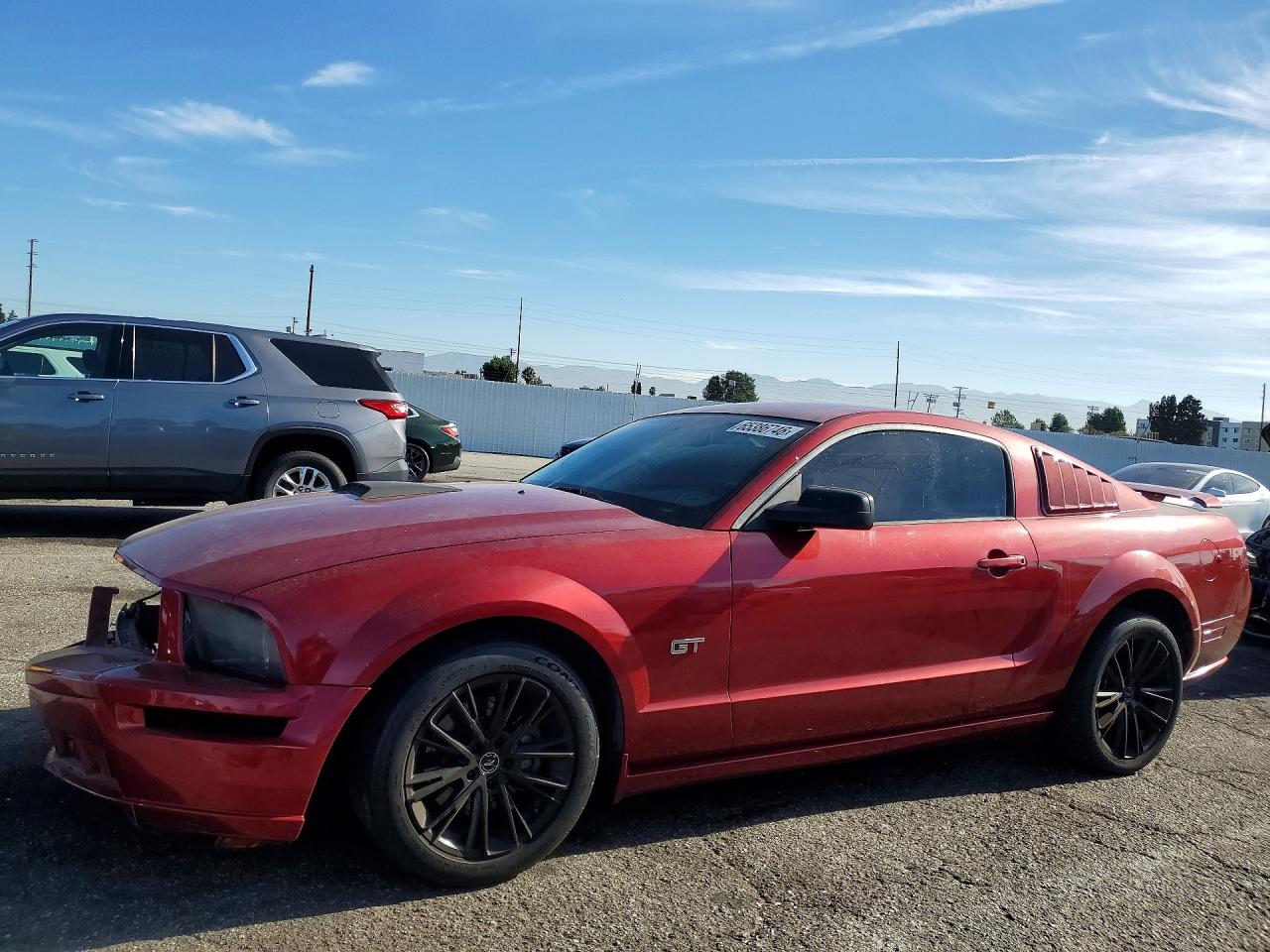 2006 Ford Mustang Gt Красный vin: 1ZVFT82H165194310