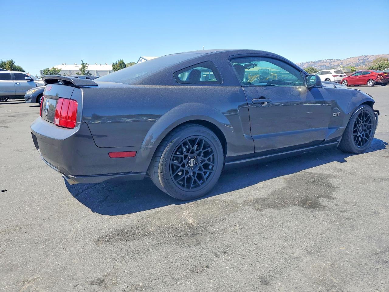 2007 Ford Mustang Gt Угольный vin: 1ZVFT82H175317573