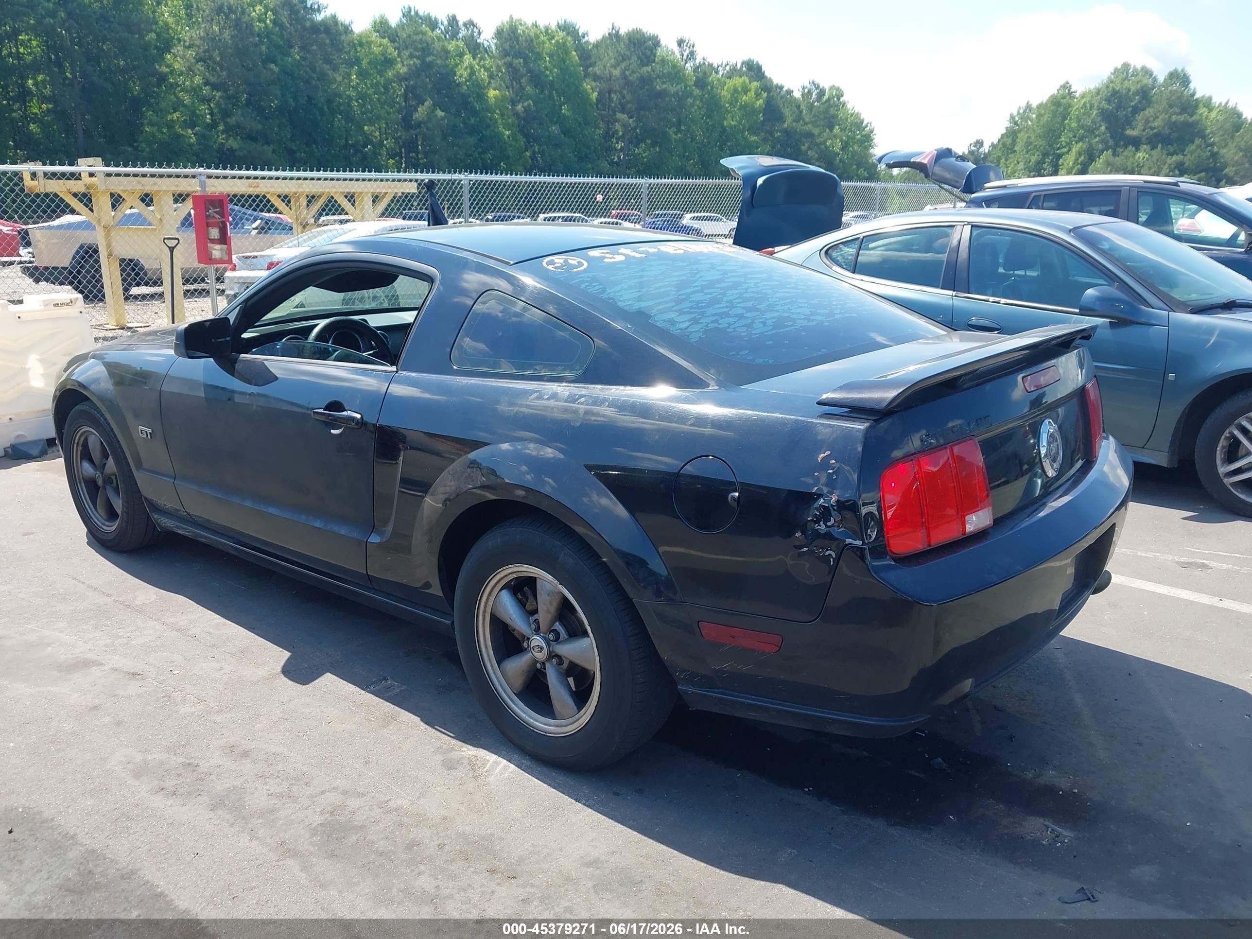 2005 Ford Mustang Gt Deluxe/gt Premium Black vin: 1ZVFT82H355237933