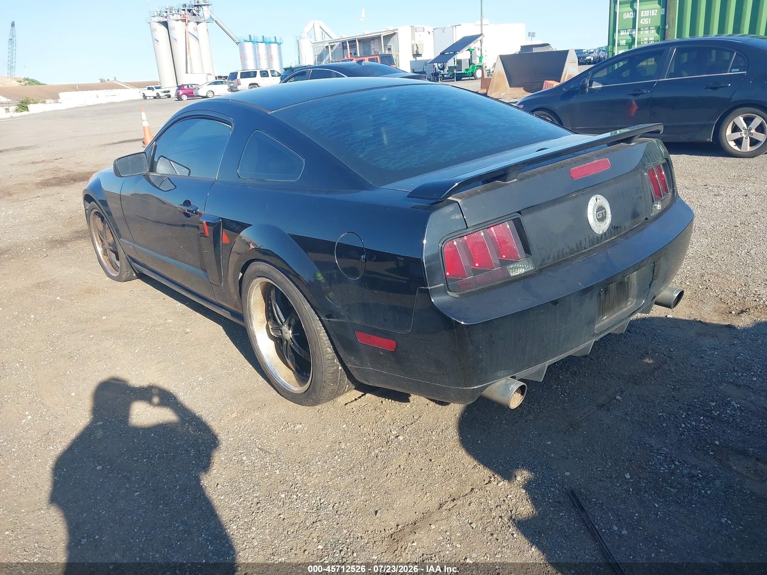 2007 Ford Mustang Gt Deluxe/gt Premium Black vin: 1ZVFT82H375356312