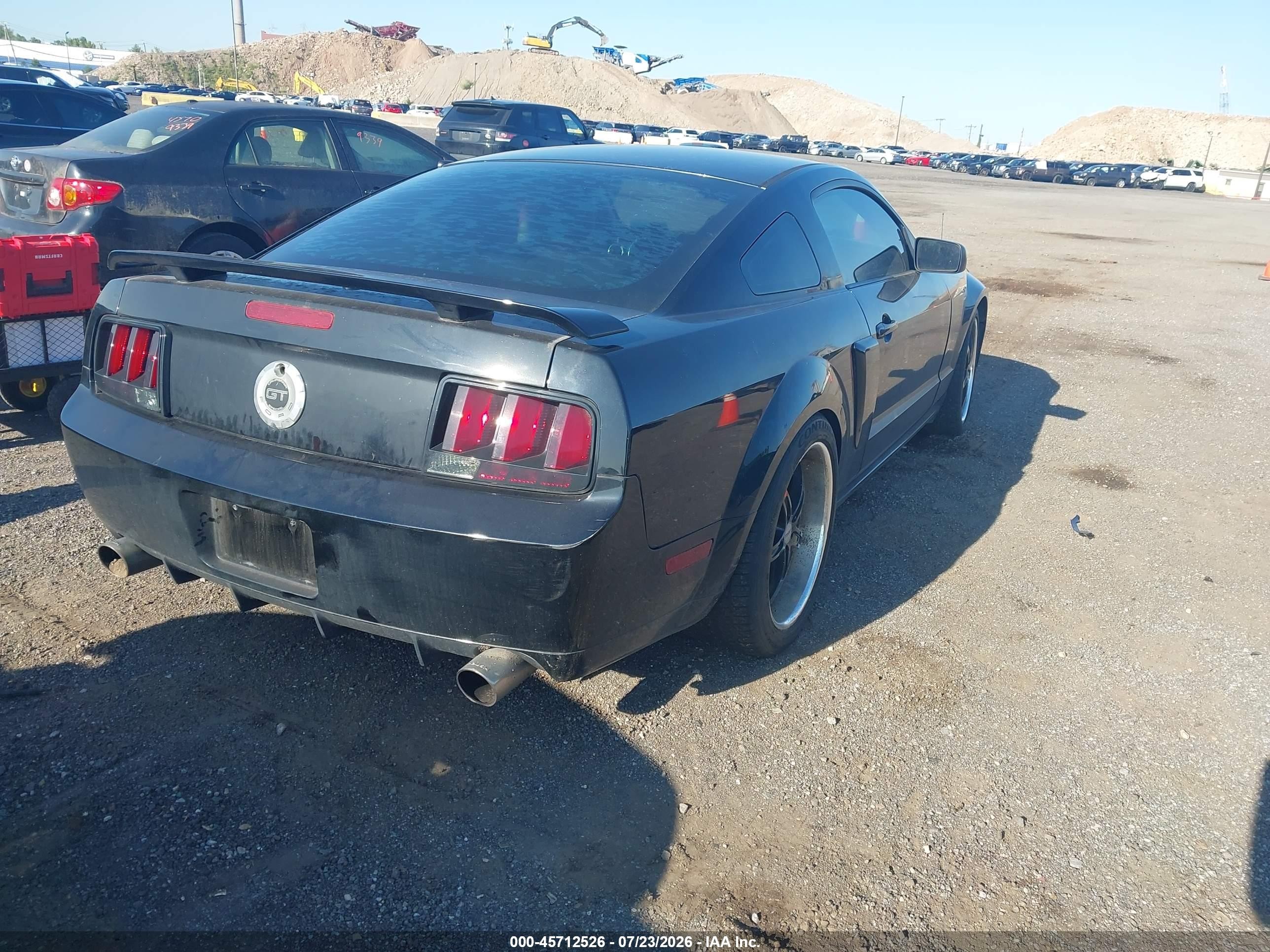 2007 Ford Mustang Gt Deluxe/gt Premium Black vin: 1ZVFT82H375356312
