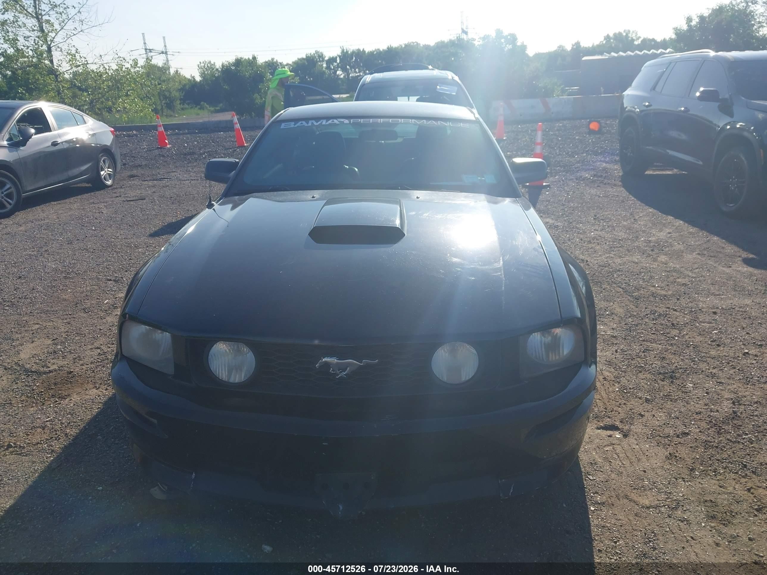 2007 Ford Mustang Gt Deluxe/gt Premium Black vin: 1ZVFT82H375356312