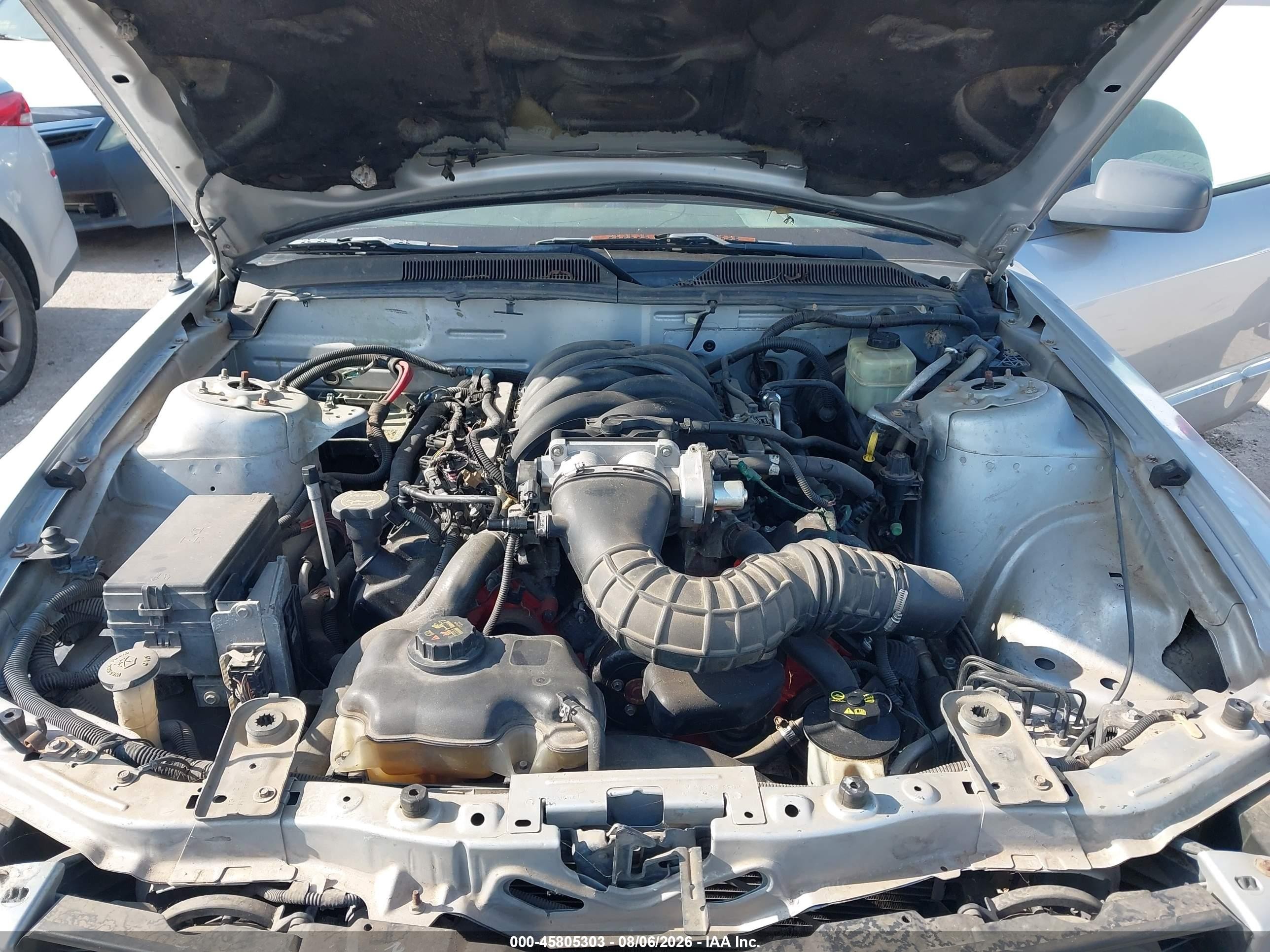 2005 Ford Mustang Gt Deluxe/gt Premium Silver vin: 1ZVFT82H555112951