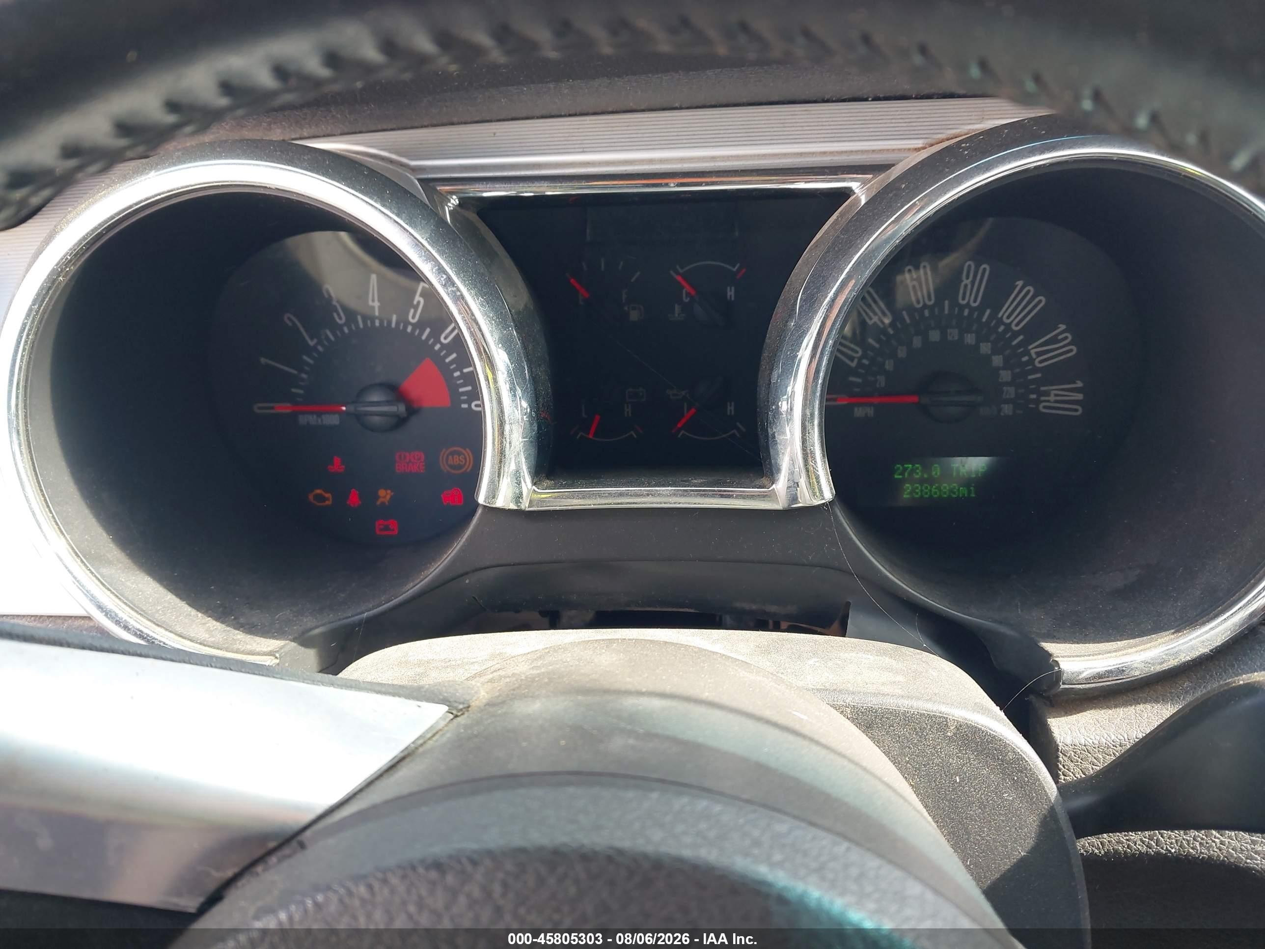 2005 Ford Mustang Gt Deluxe/gt Premium Silver vin: 1ZVFT82H555112951