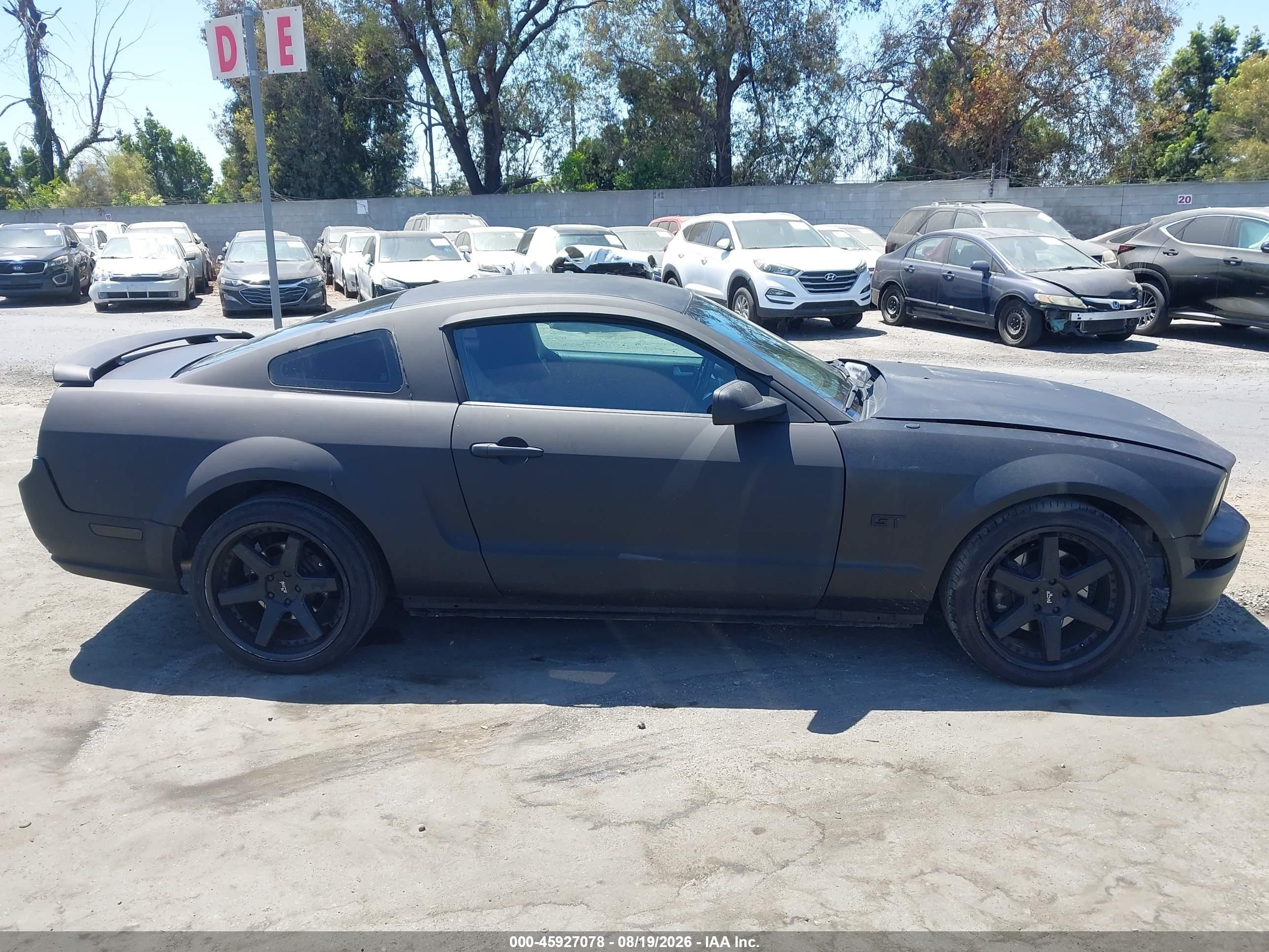 2006 Ford Mustang Gt Black vin: 1ZVFT82H565264617