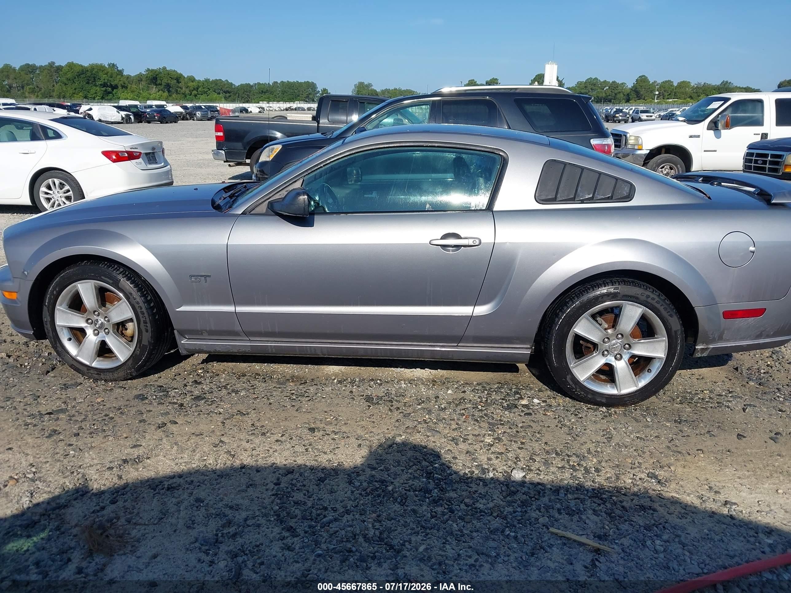 2007 Ford Mustang Gt Deluxe/gt Premium Gray vin: 1ZVFT82H575244661