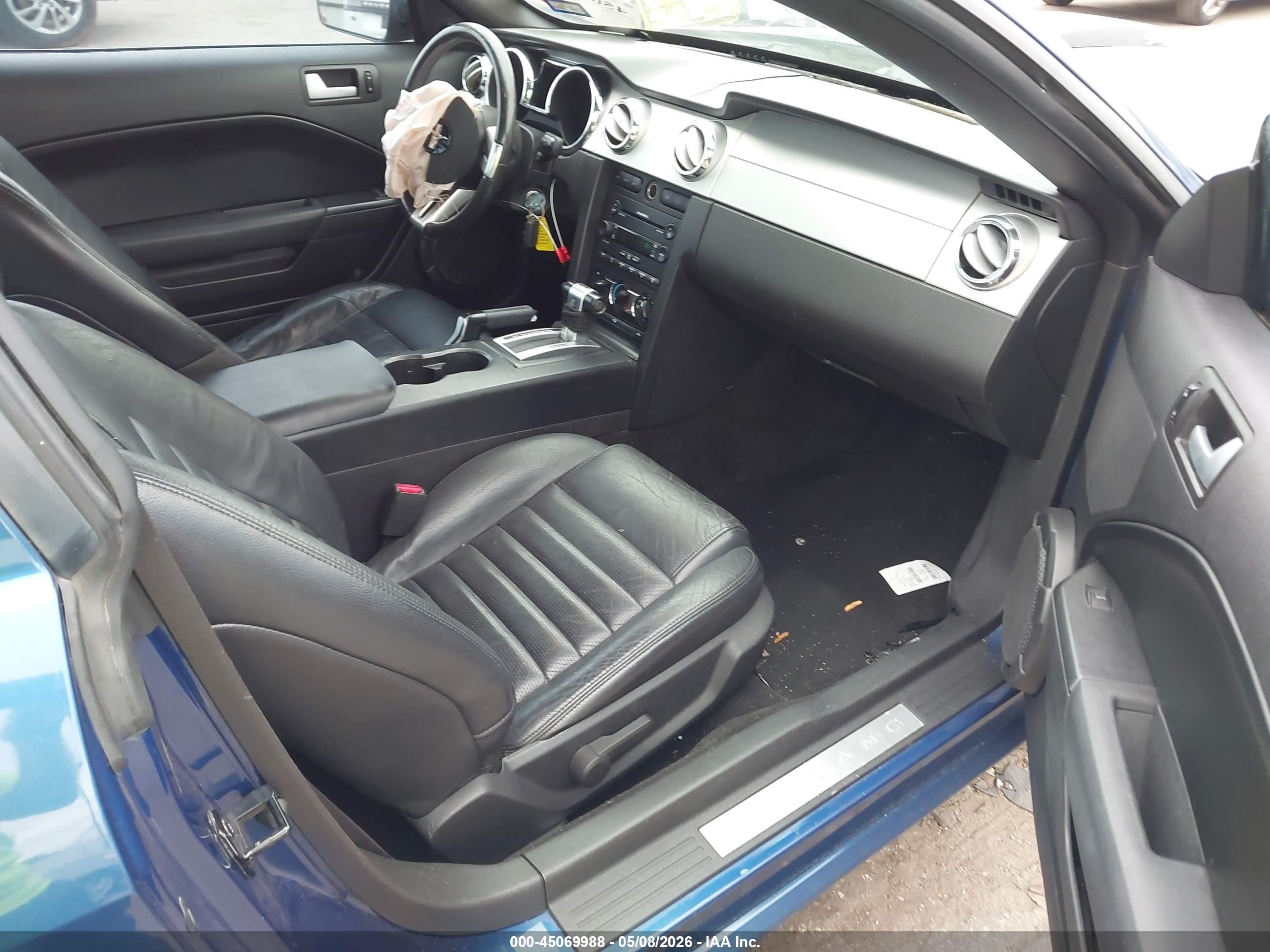 2007 Ford Mustang Gt Deluxe/gt Premium Blue vin: 1ZVFT82H575345098