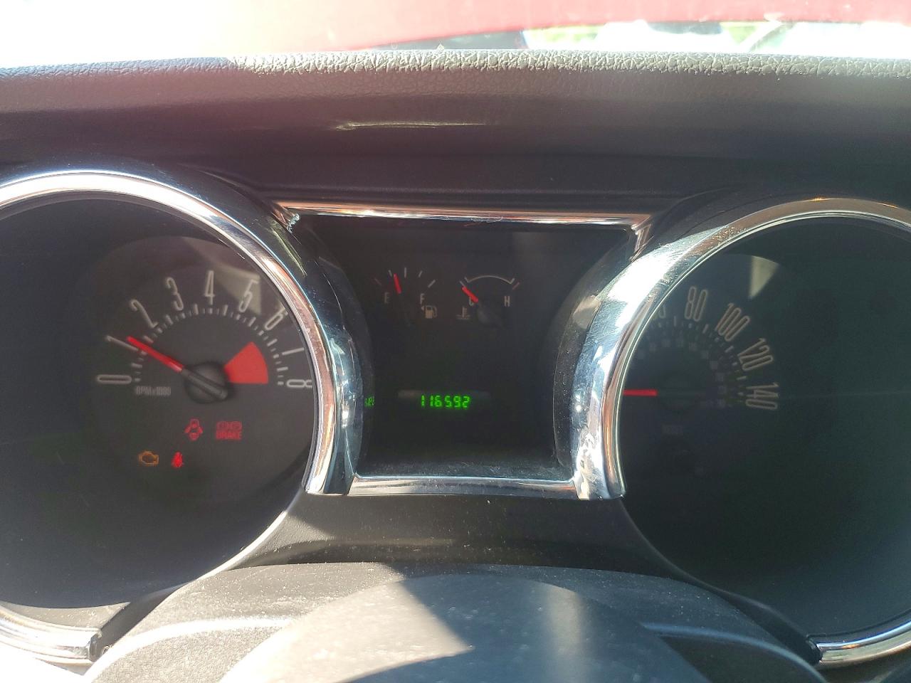2005 Ford Mustang Gt Красный vin: 1ZVFT82H655256072