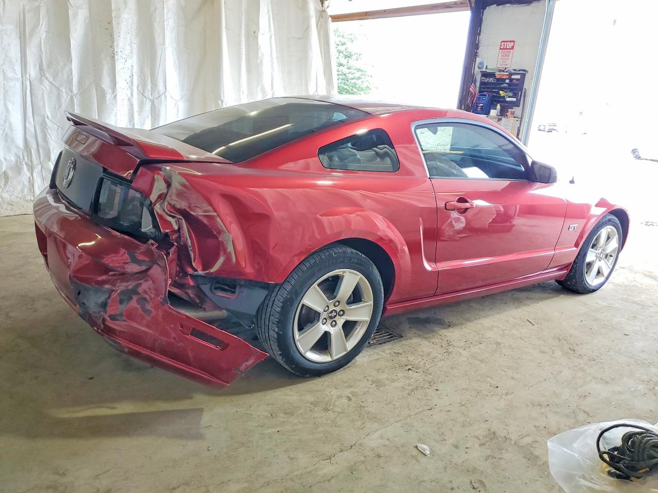 2006 Ford Mustang Gt Красный vin: 1ZVFT82H665266327