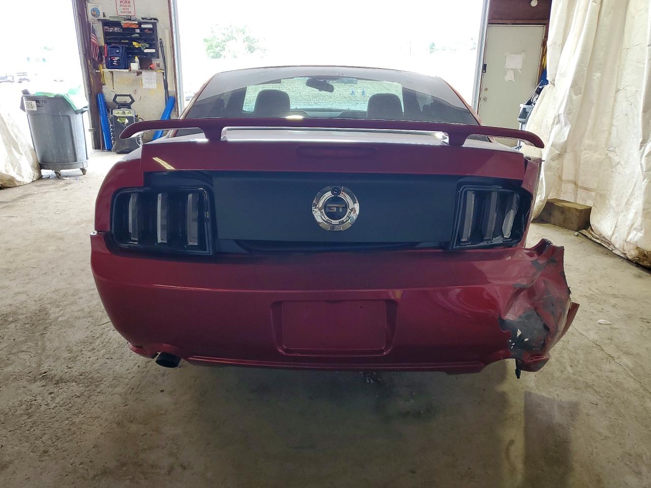 2006 Ford Mustang Gt Красный vin: 1ZVFT82H665266327