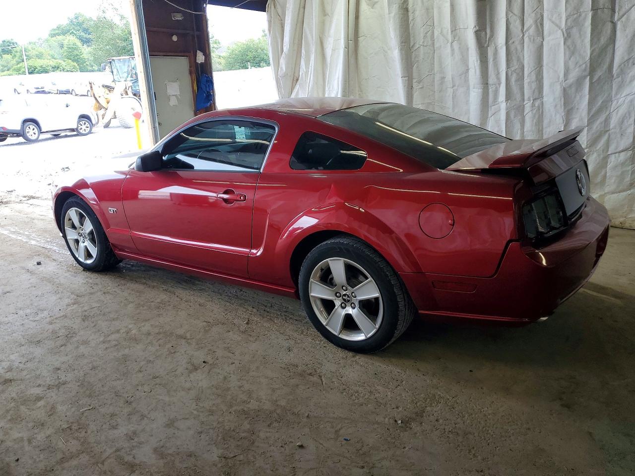 2006 Ford Mustang Gt Красный vin: 1ZVFT82H665266327