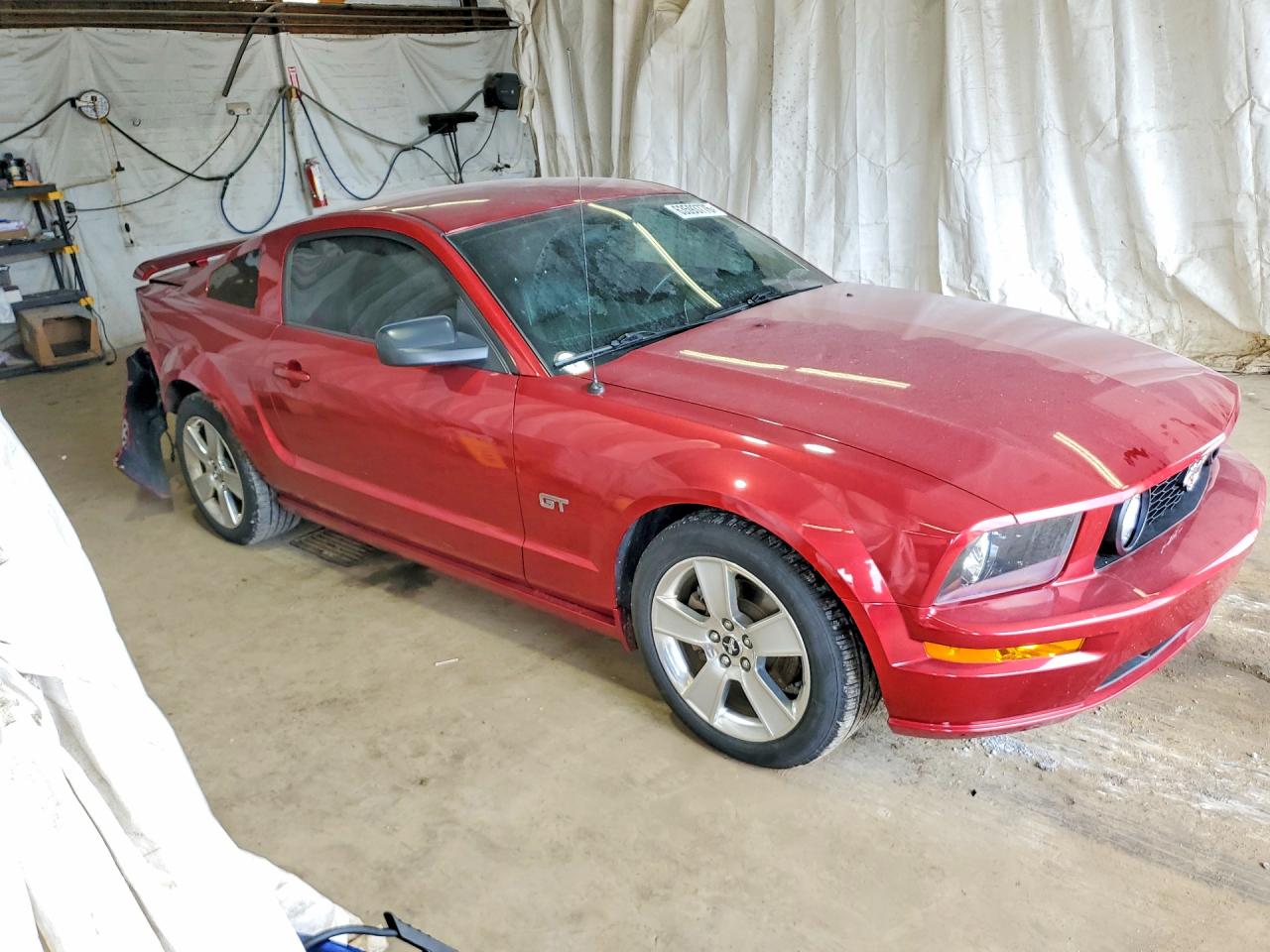 2006 Ford Mustang Gt Красный vin: 1ZVFT82H665266327