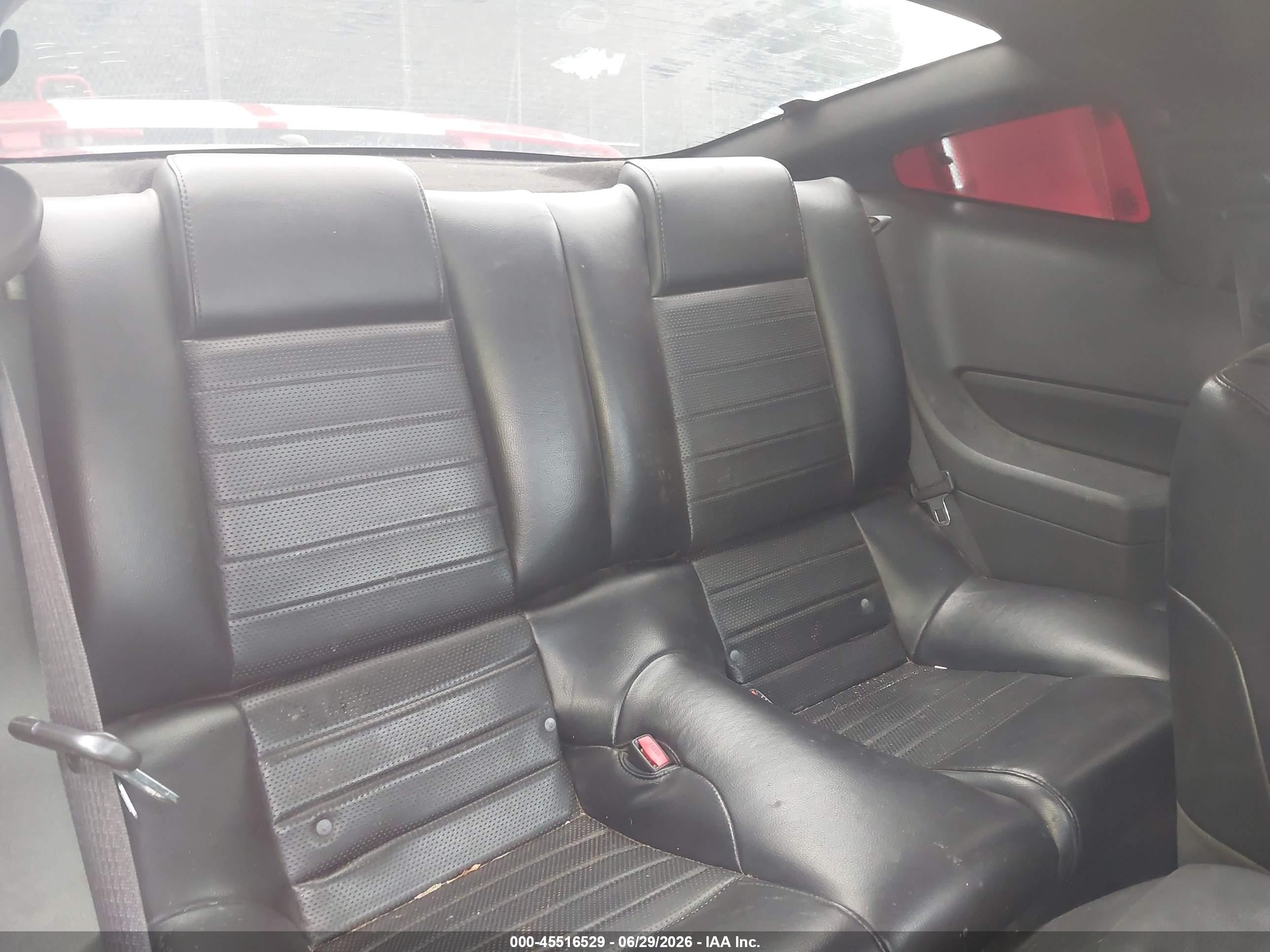 2007 Ford Mustang Gt Deluxe/gt Premium Red vin: 1ZVFT82H775233516