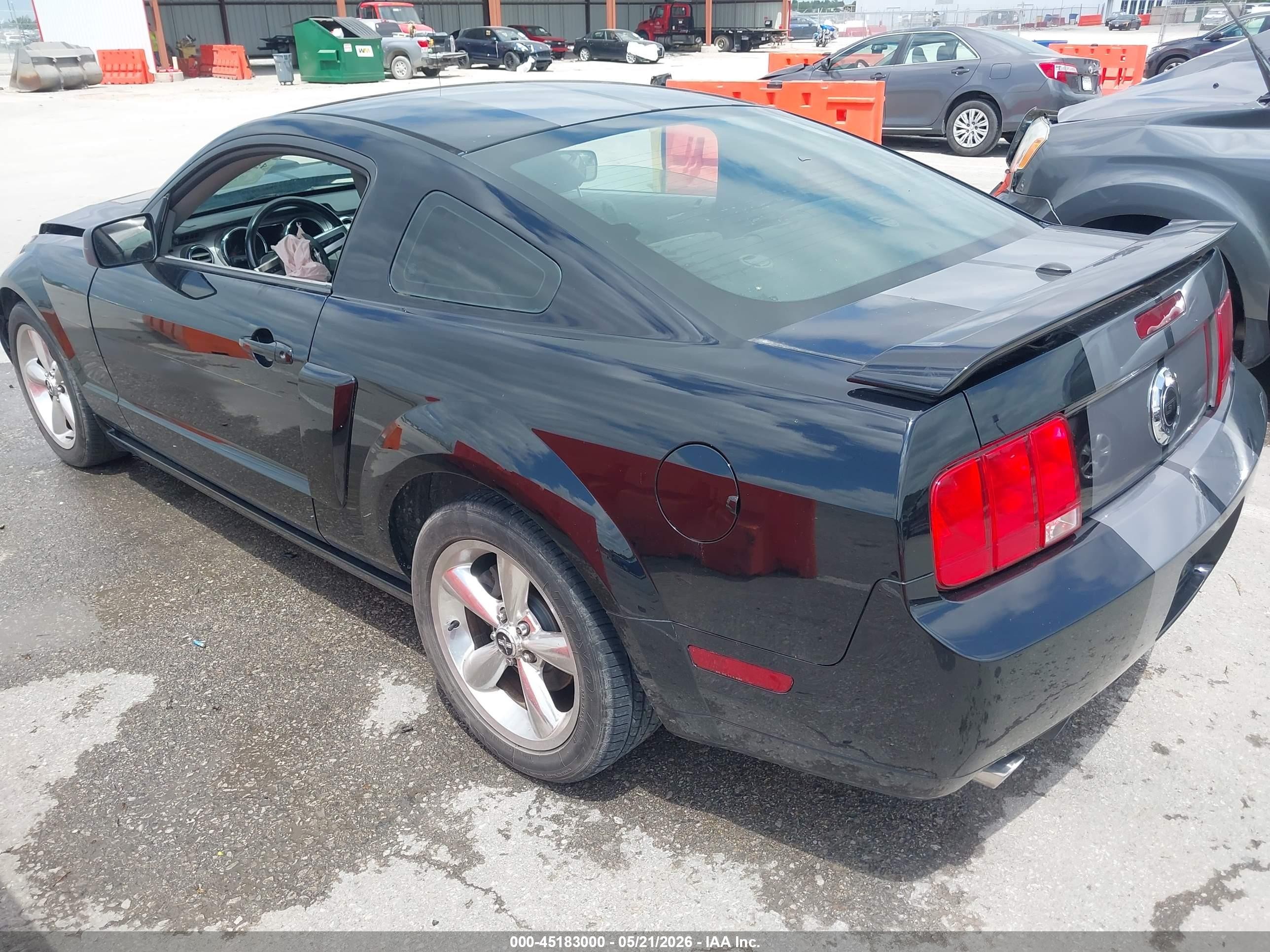 2007 Ford Mustang Gt Deluxe/gt Premium Black vin: 1ZVFT82H775248128