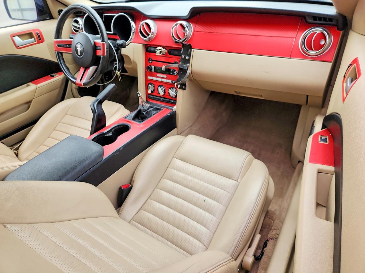 2005 Ford Mustang Gt Черный vin: 1ZVFT82H855241511