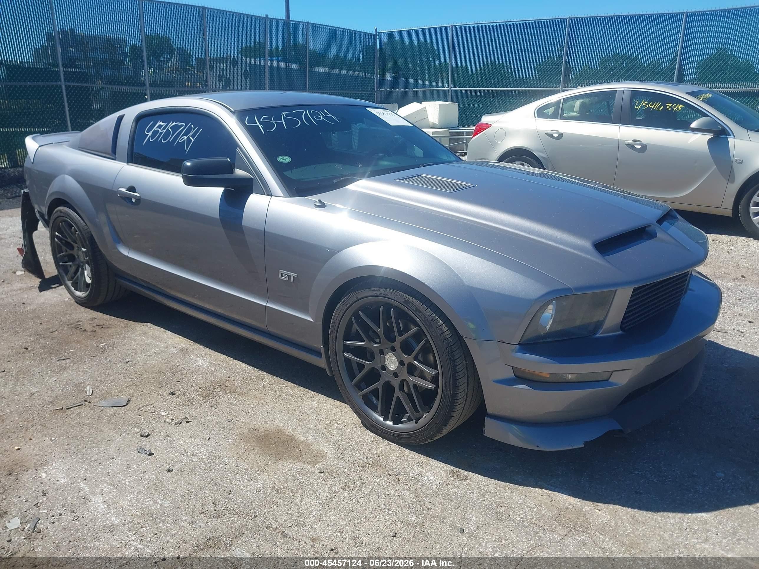 2006 Ford Mustang Gt Gray vin: 1ZVFT82H865165533