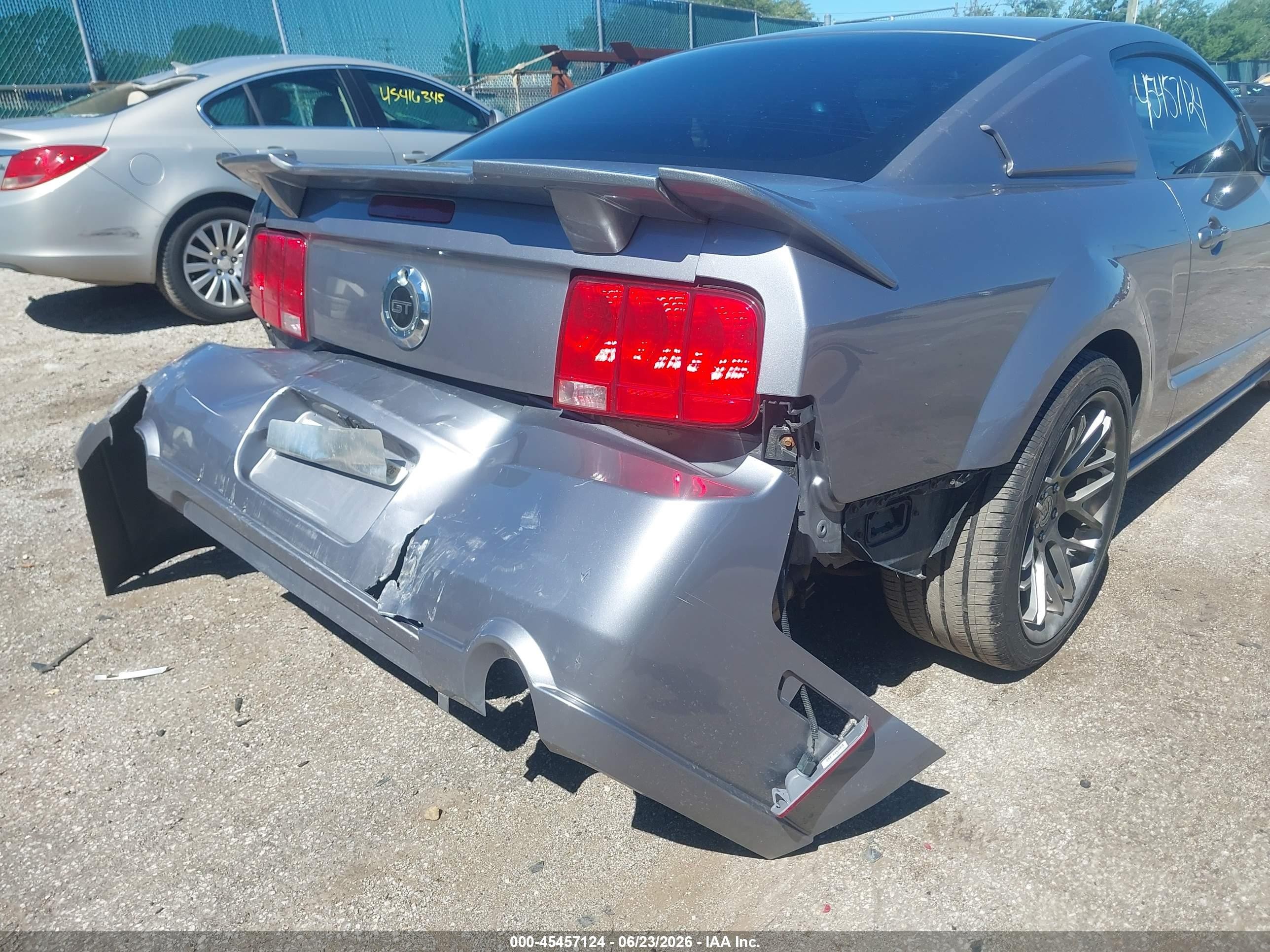 2006 Ford Mustang Gt Gray vin: 1ZVFT82H865165533