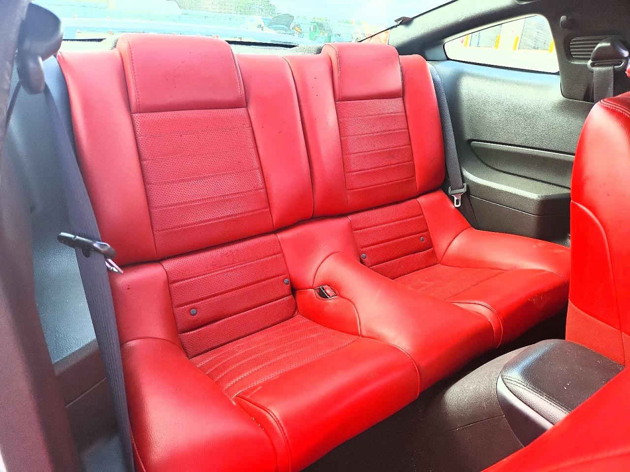 2007 Ford Mustang Gt Серебряный vin: 1ZVFT82H875224775