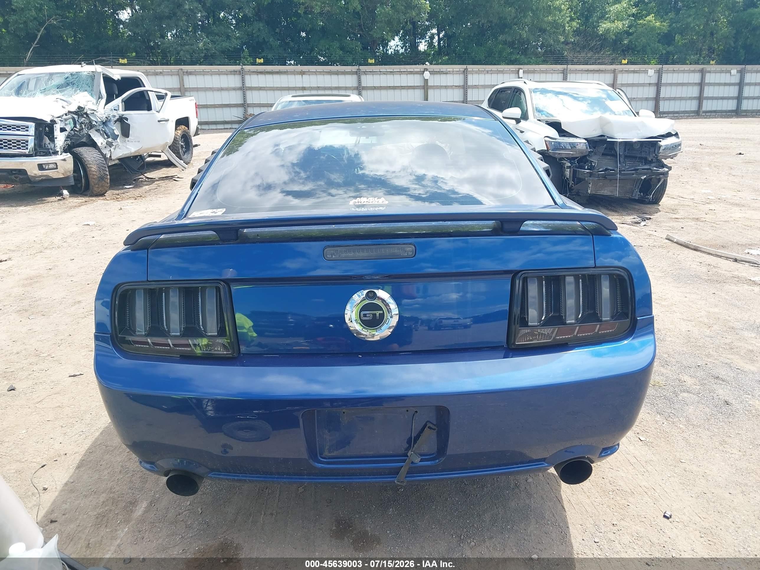 2007 Ford Mustang Gt Deluxe/gt Premium Blue vin: 1ZVFT82H875302438