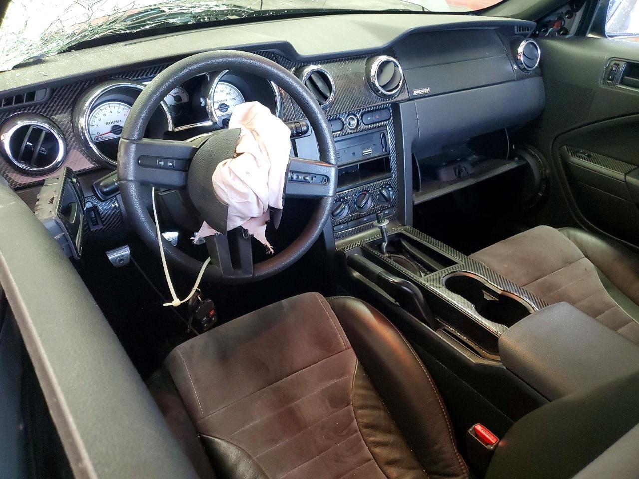 2005 Ford Mustang Gt Silver vin: 1ZVFT82H955227391