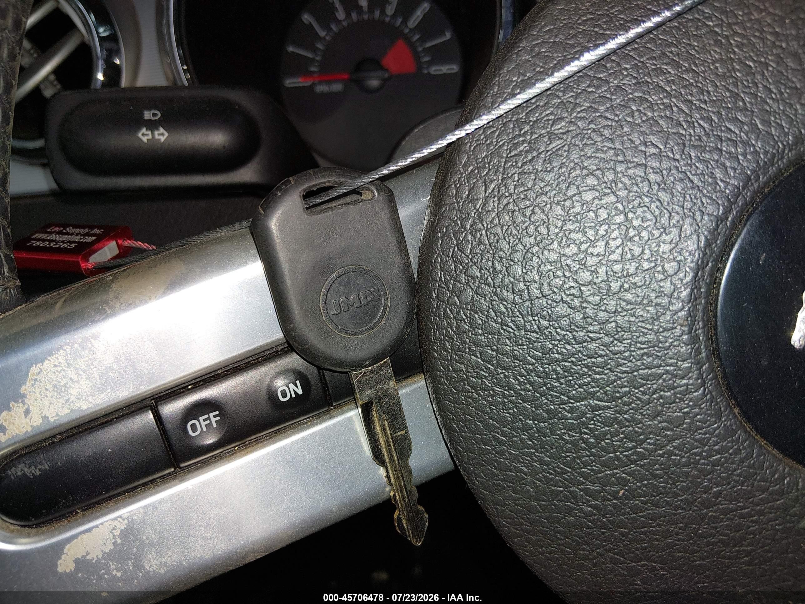 2006 Ford Mustang Gt Серебряный vin: 1ZVFT82HX65194385