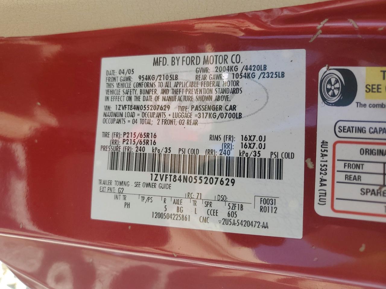 2005 Ford Mustang Red vin: 1ZVFT84N055207629