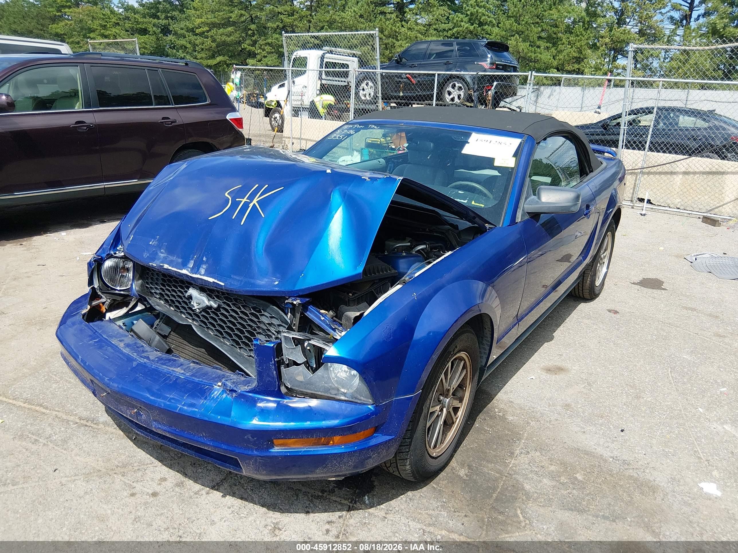 2005 Ford Mustang   Blue vin: 1ZVFT84N055248293