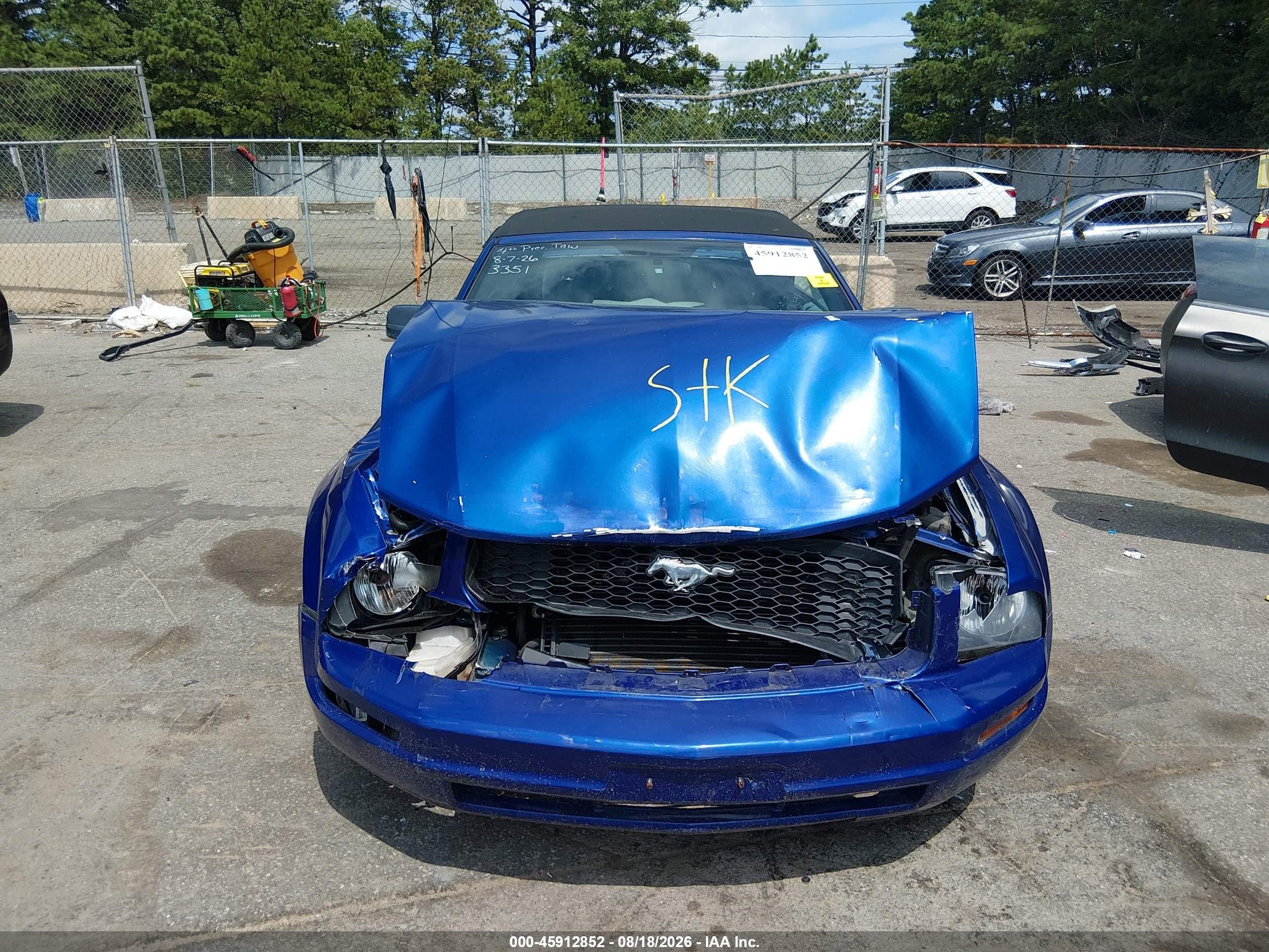 2005 Ford Mustang   Blue vin: 1ZVFT84N055248293